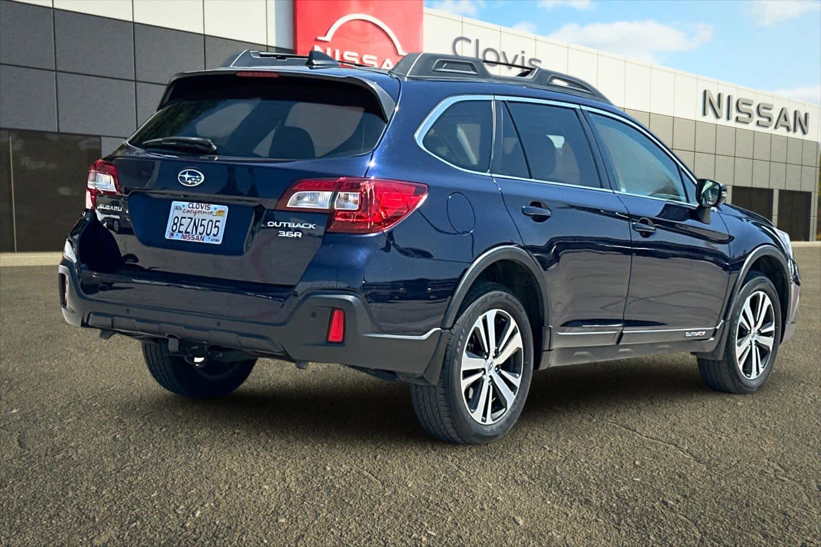 Thumbnail: 2018 Subaru Outback - 3