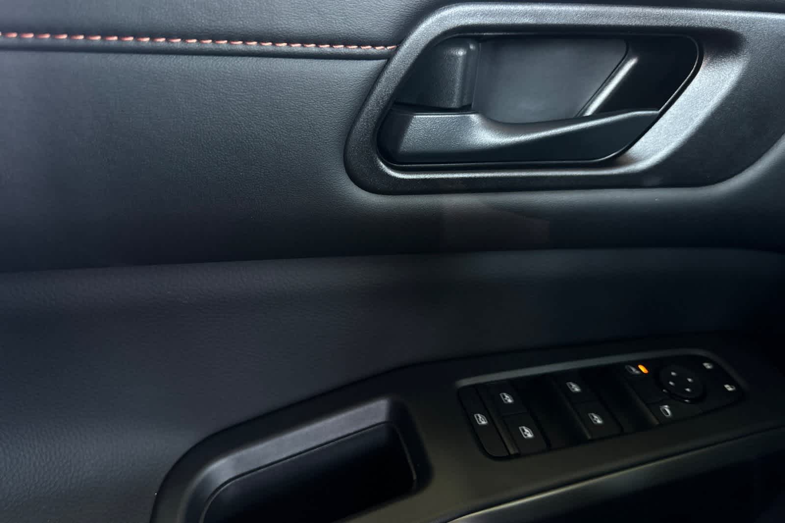 Thumbnail: 2025 Nissan Pathfinder - 13