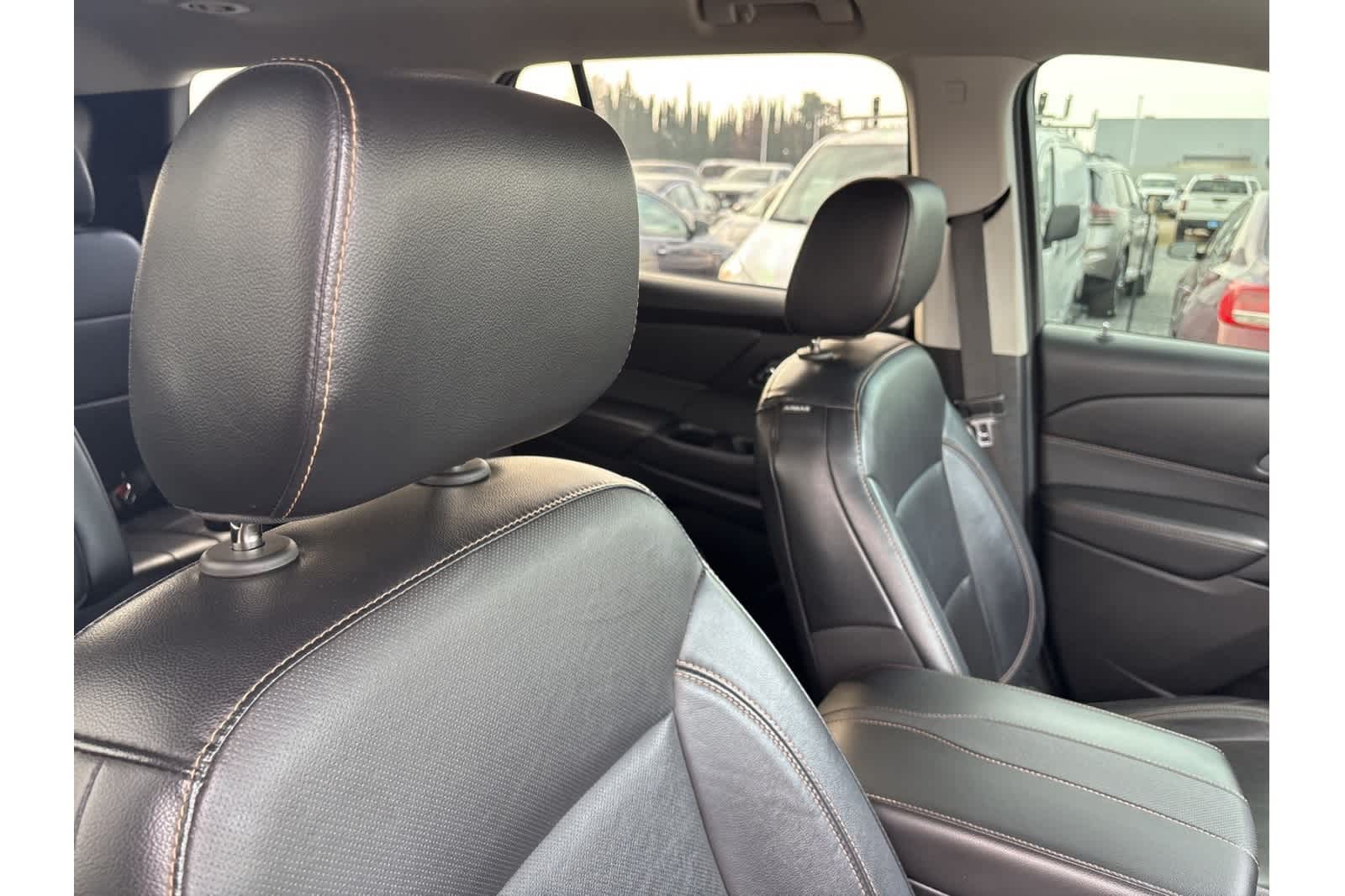 Thumbnail: 2019 Chevrolet Traverse - 15