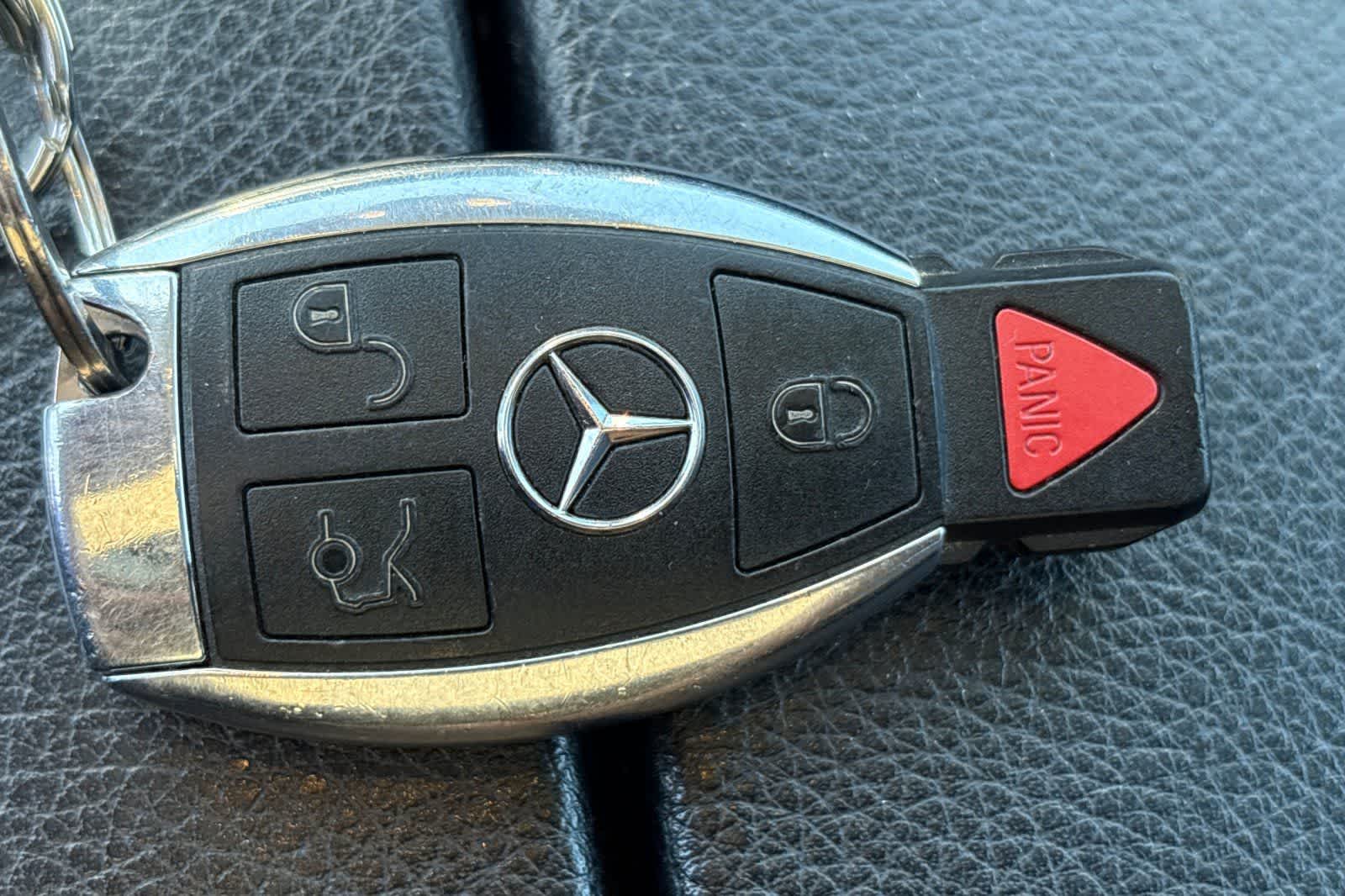 Thumbnail: 2018 Mercedes-Benz GLS - 25