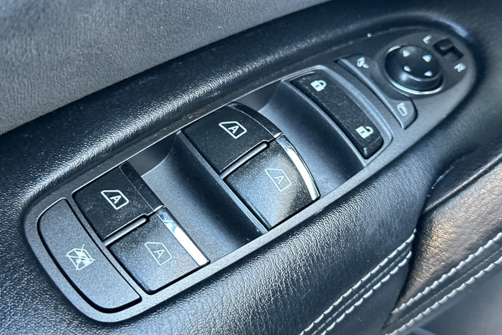 Thumbnail: 2019 Nissan Armada - 14