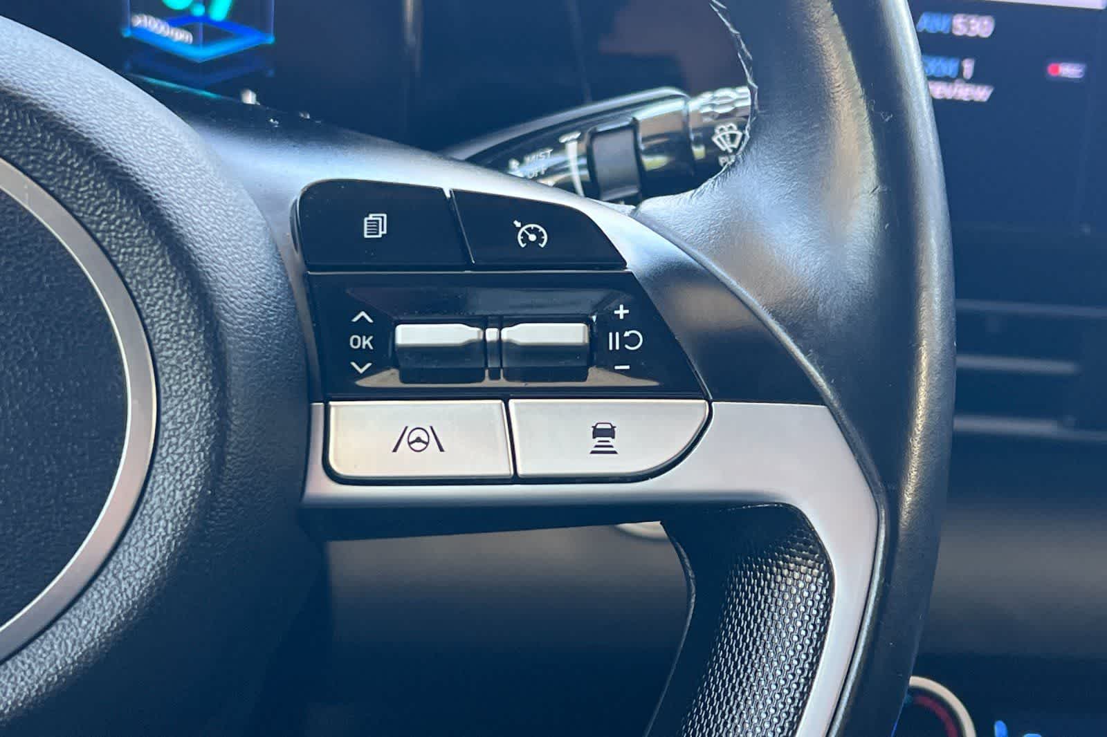 Thumbnail: 2022 Hyundai Elantra - 27