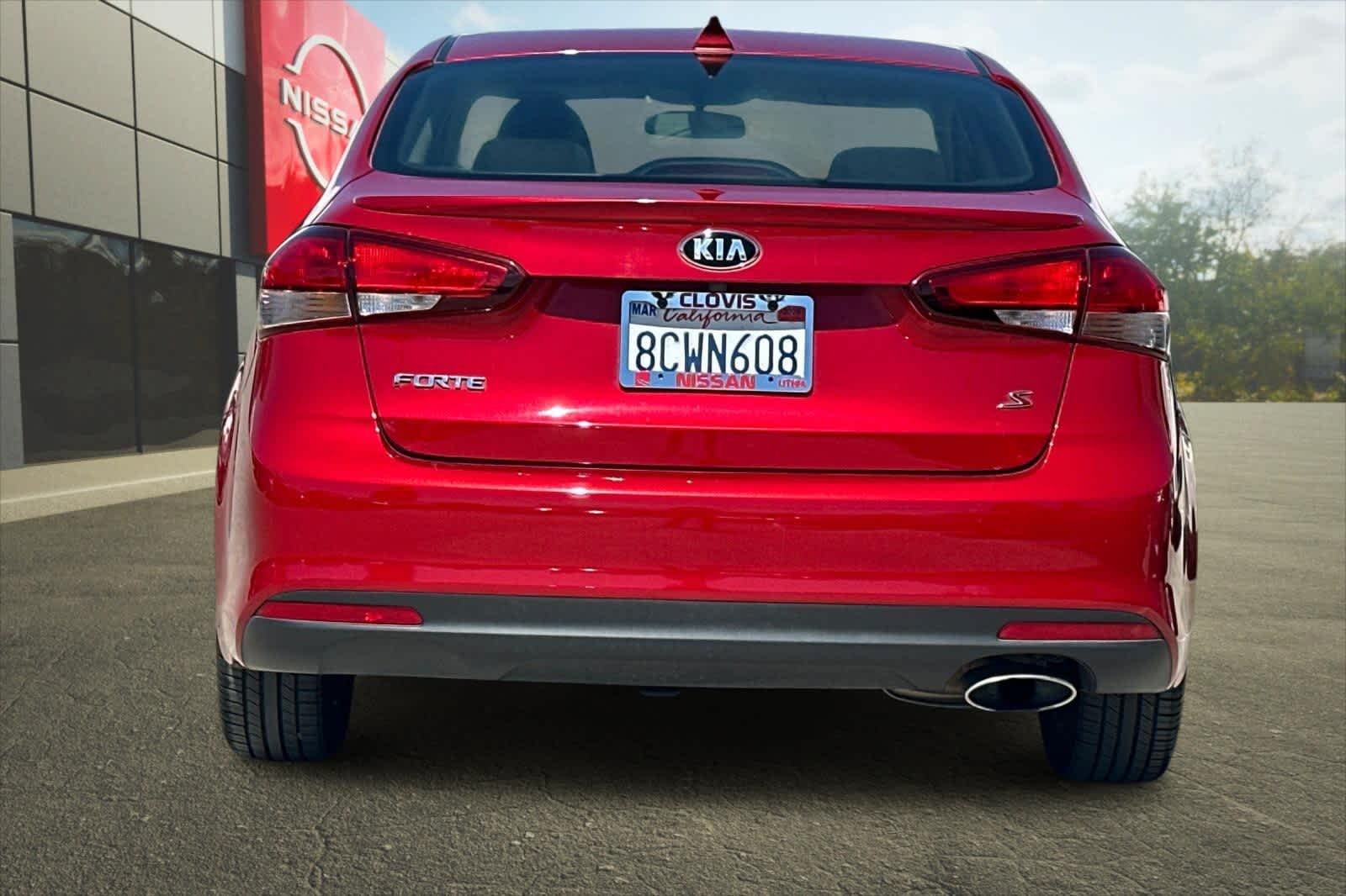 Thumbnail: 2018 Kia Forte - 8