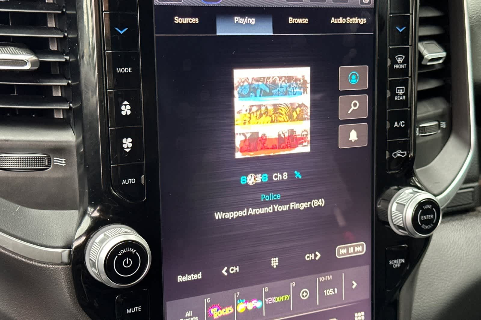 Thumbnail: 2025 RAM 1500 - 21