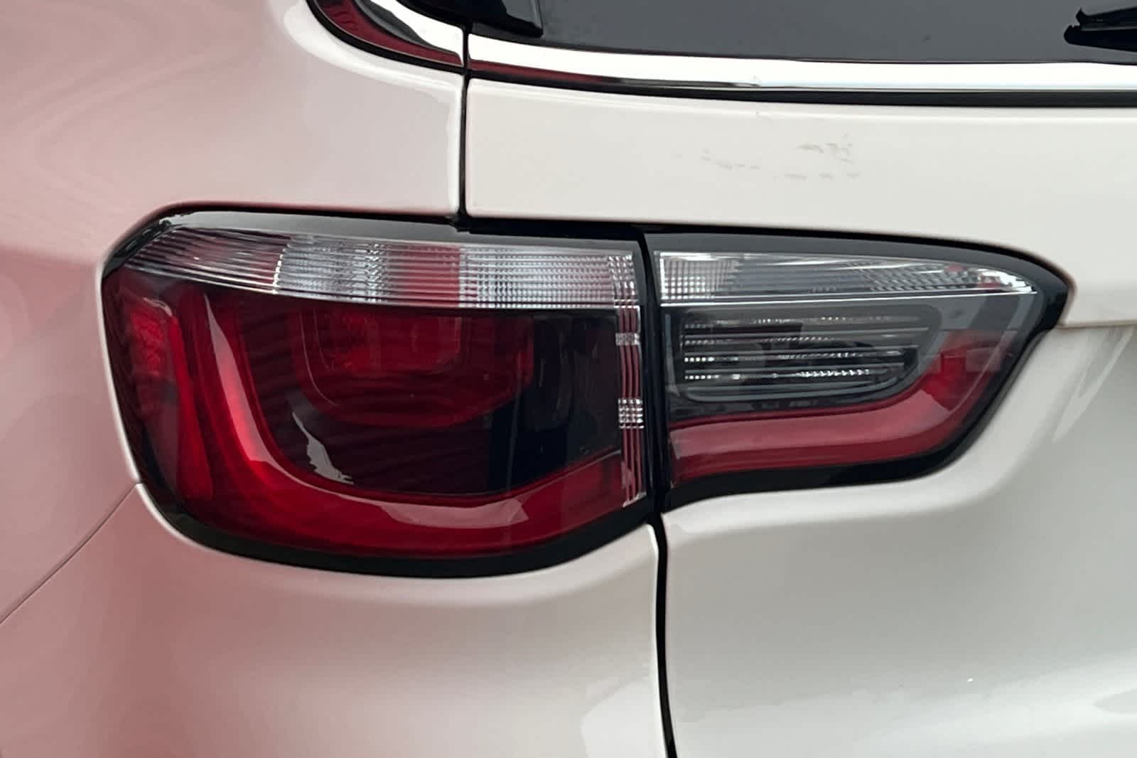 Thumbnail: 2018 Jeep Compass - 35