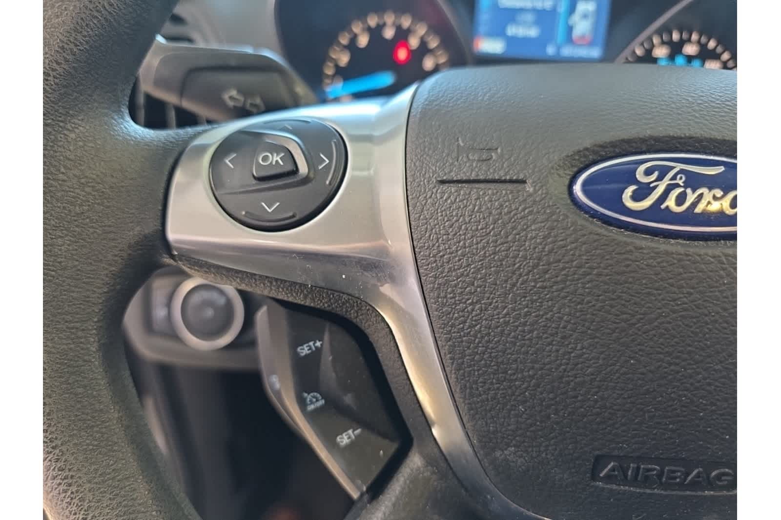 Thumbnail: 2015 Ford Escape - 28