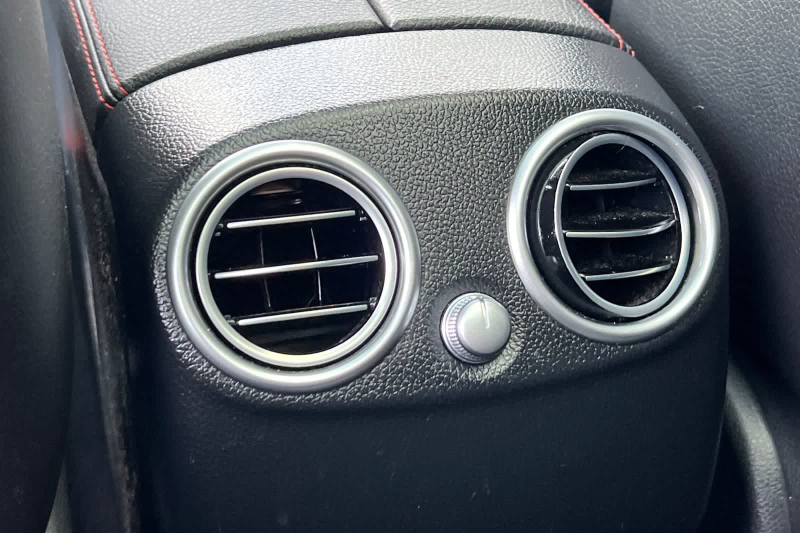 Thumbnail: 2022 Mercedes-Benz GLC - 15