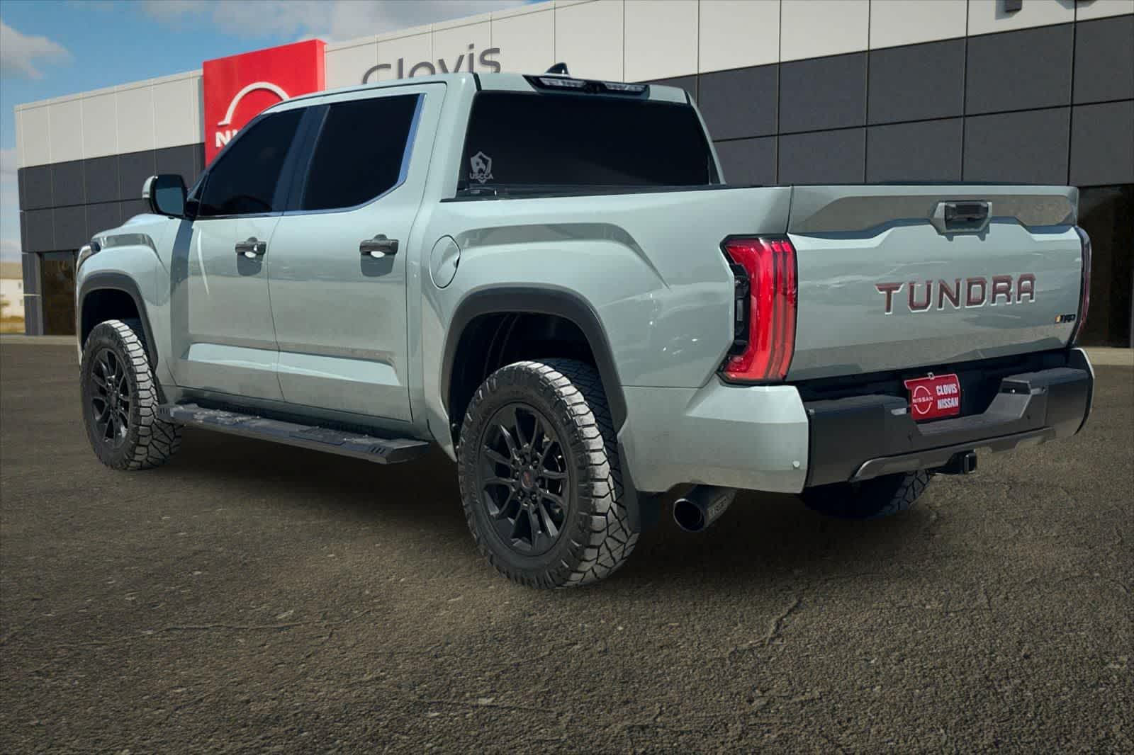 Thumbnail: 2022 Toyota Tundra - 6