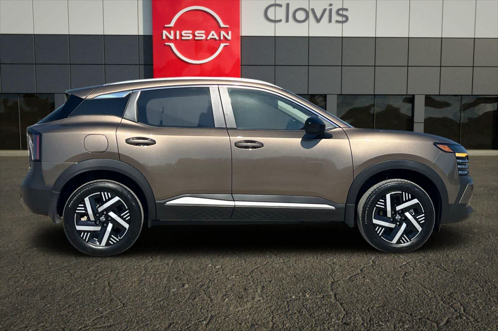 Thumbnail: 2026 Nissan Kicks - 9
