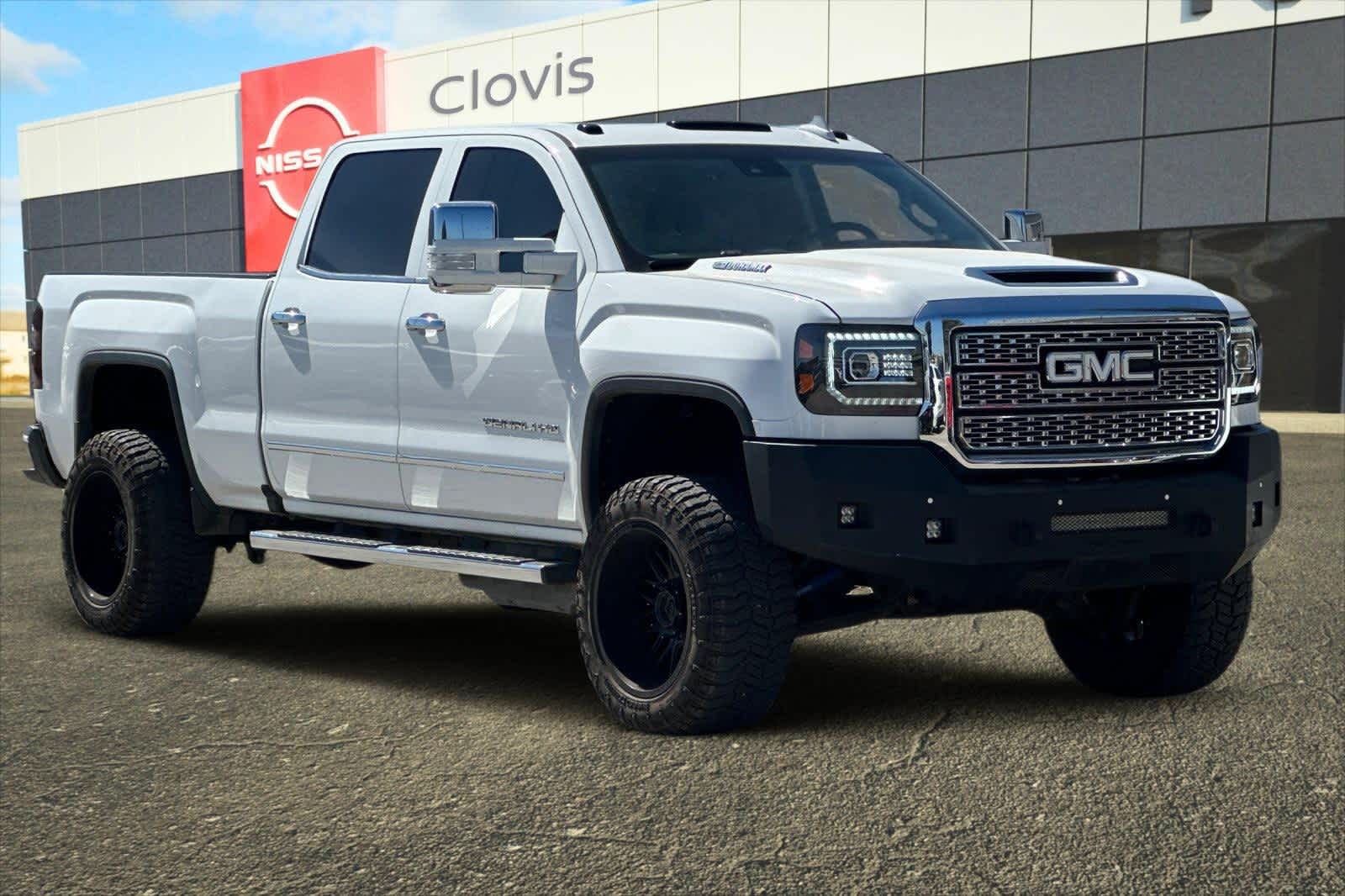 Thumbnail: 2019 GMC Sierra 3500 - 10
