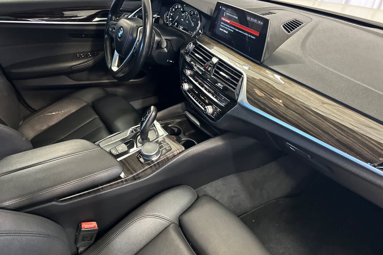 Thumbnail: 2018 BMW 5 Series - 17