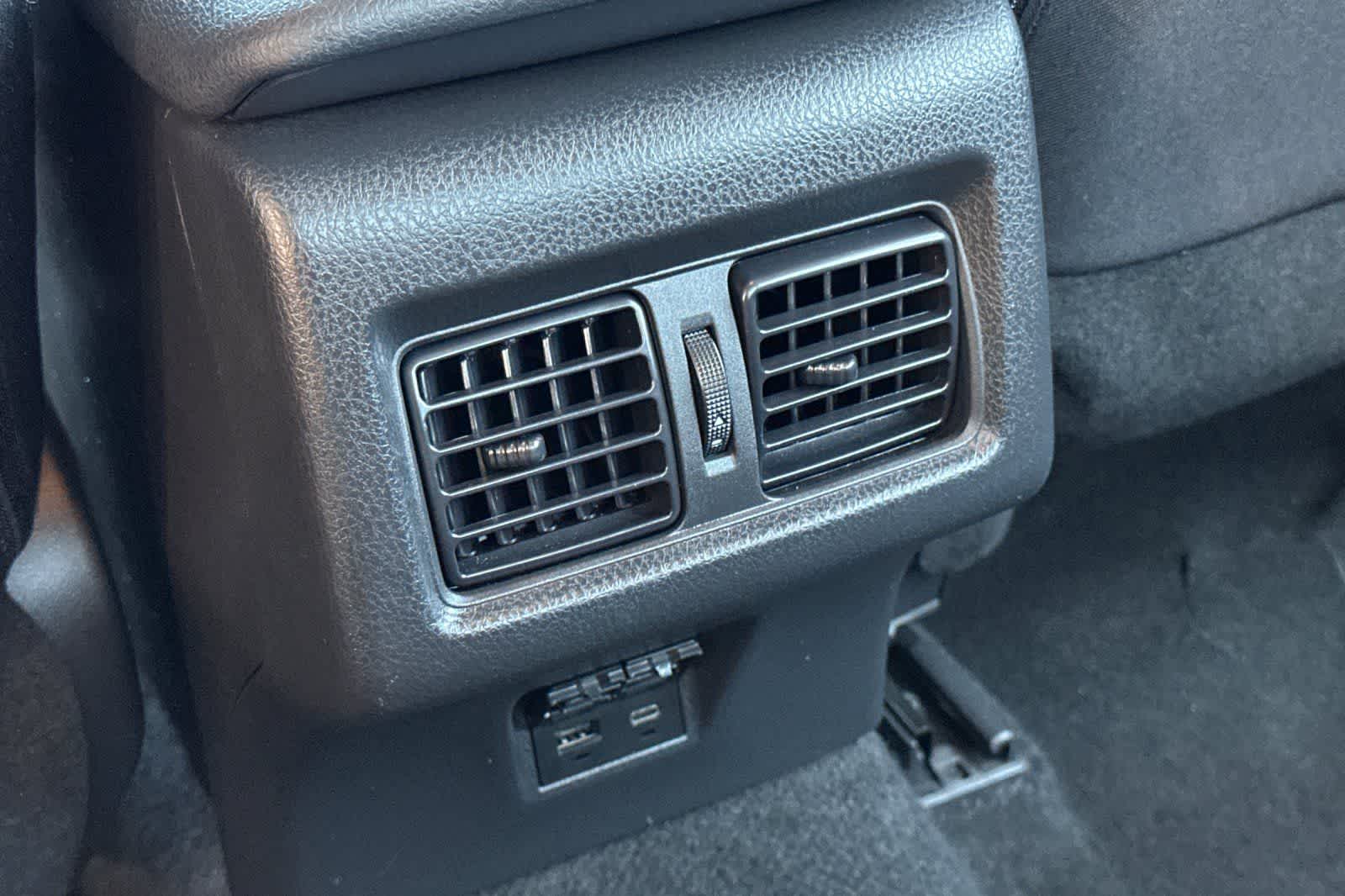 Thumbnail: 2025 Toyota Camry - 15