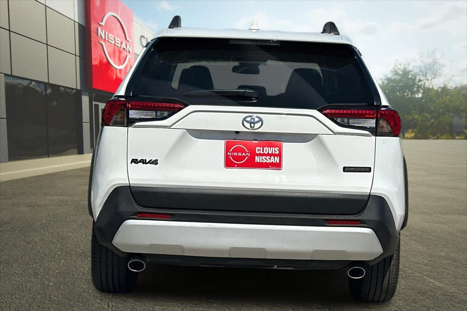 Thumbnail: 2024 Toyota RAV4 - 8