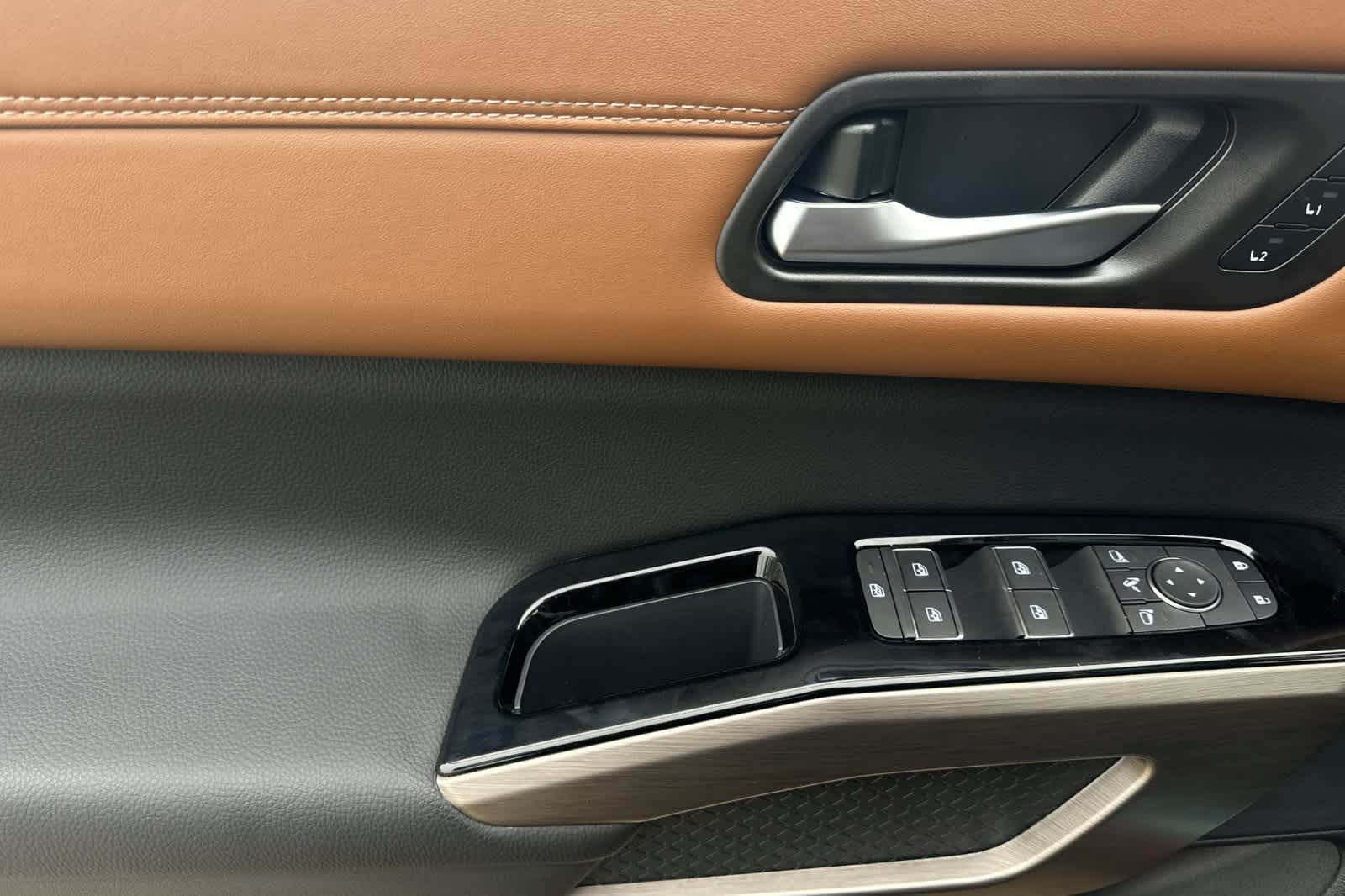 Thumbnail: 2025 Nissan Pathfinder - 13