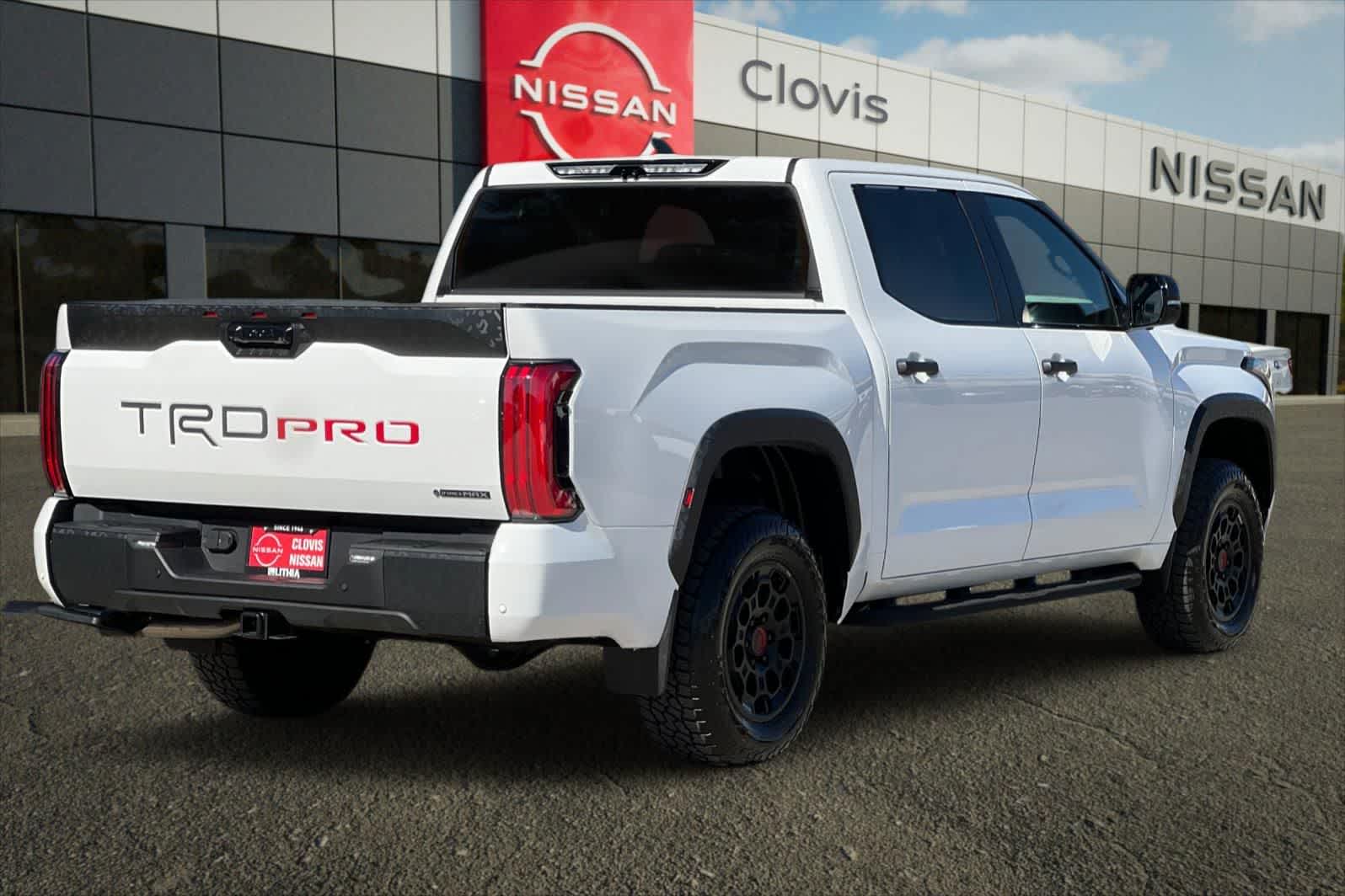 Thumbnail: 2025 Toyota Tundra - 2