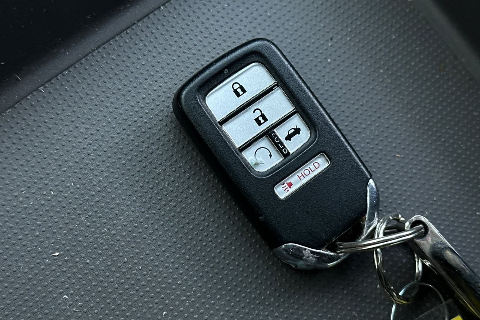 Thumbnail: 2015 Honda Odyssey - 23