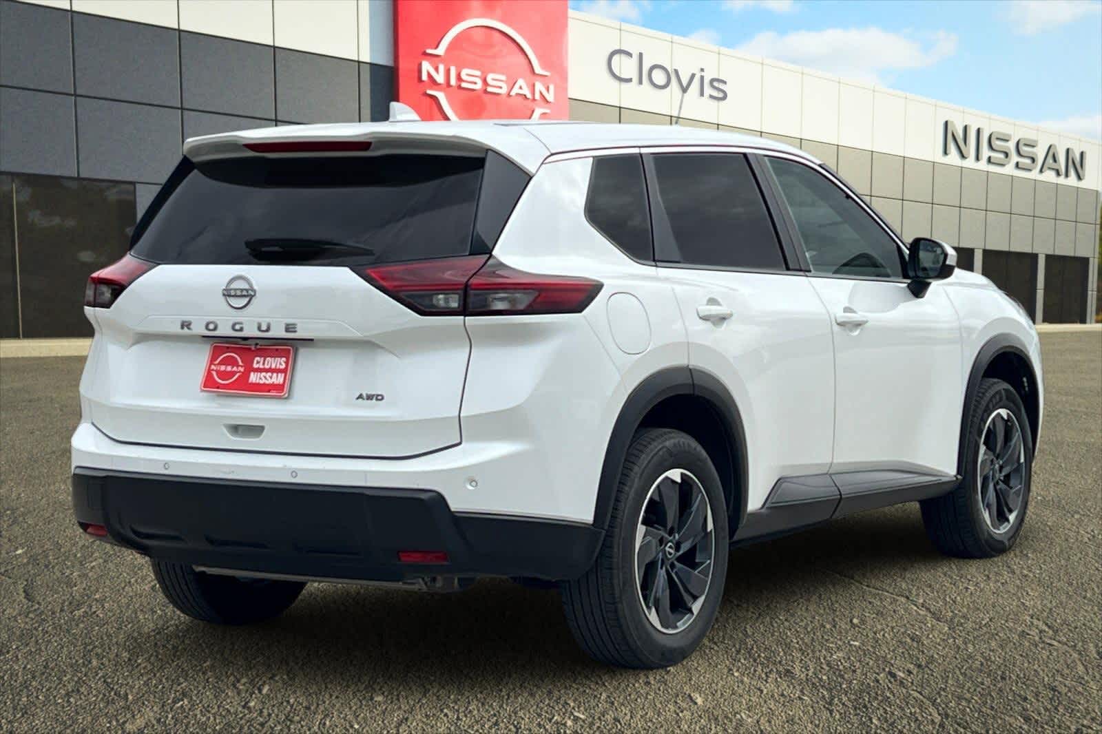 Thumbnail: 2025 Nissan Rogue - 3