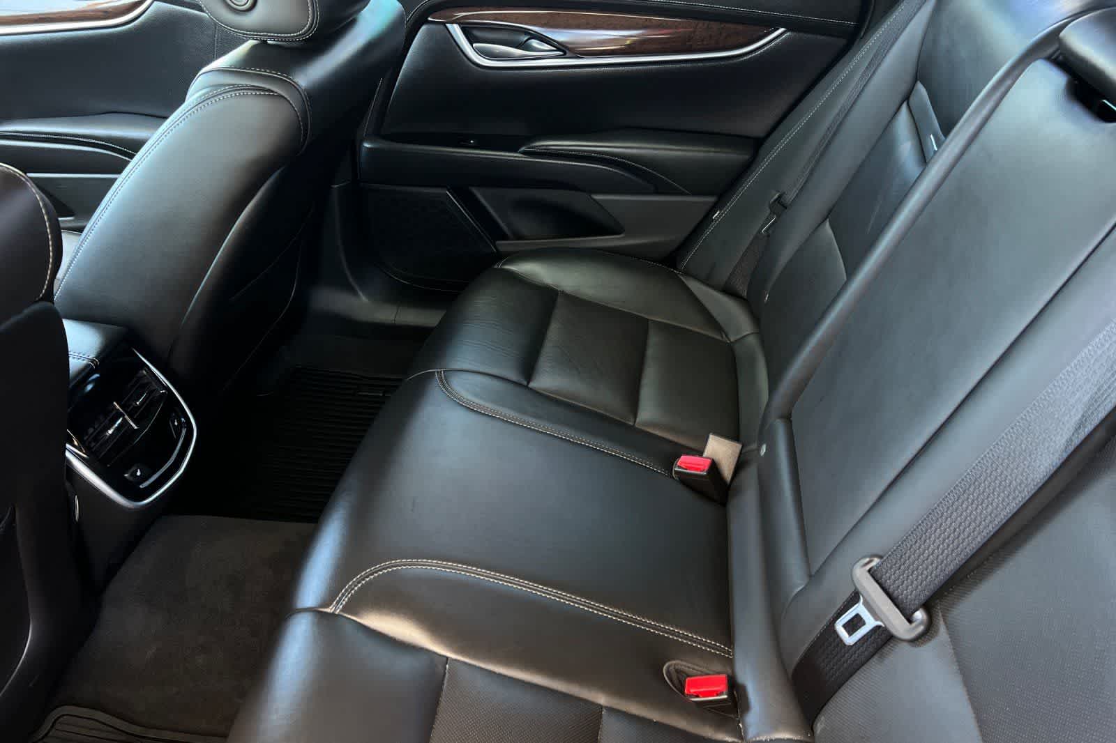 Thumbnail: 2017 Cadillac XTS - 4