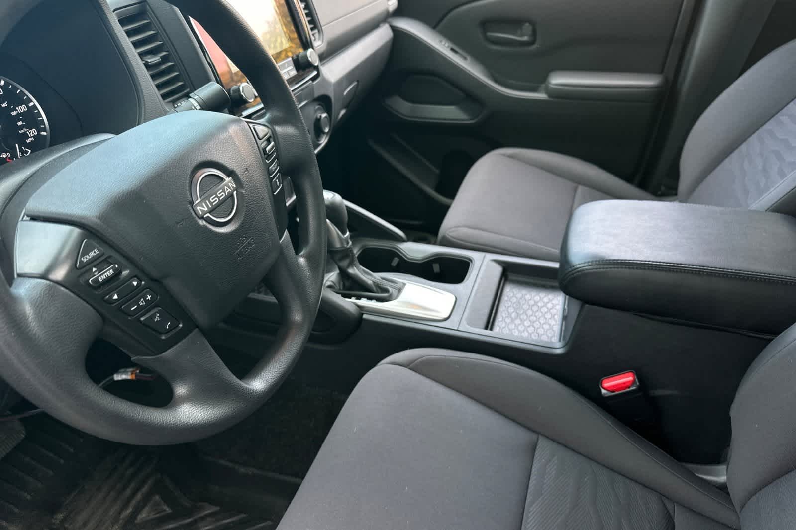 Thumbnail: 2022 Nissan Frontier - 12