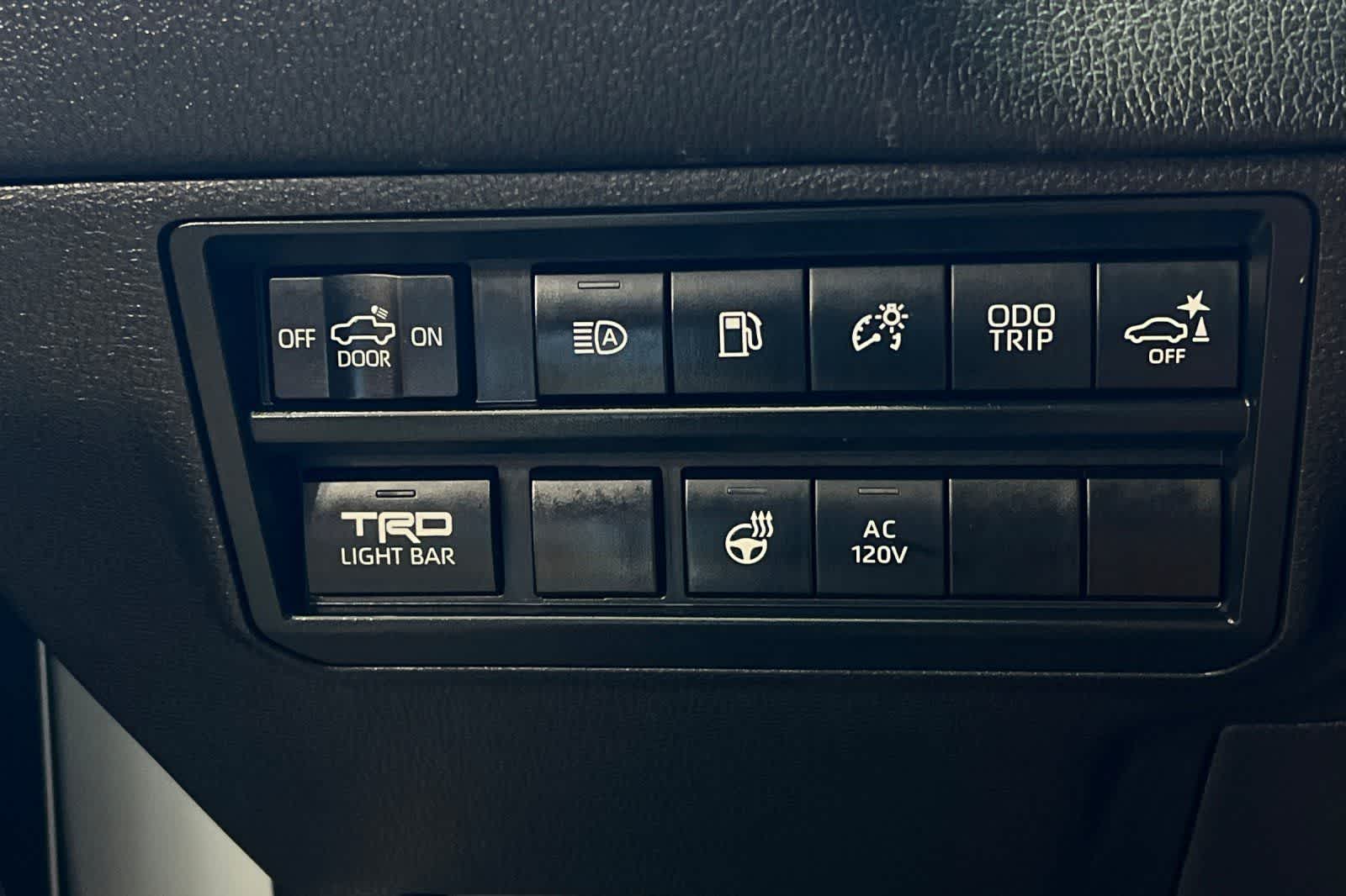 Thumbnail: 2025 Toyota Tundra - 30