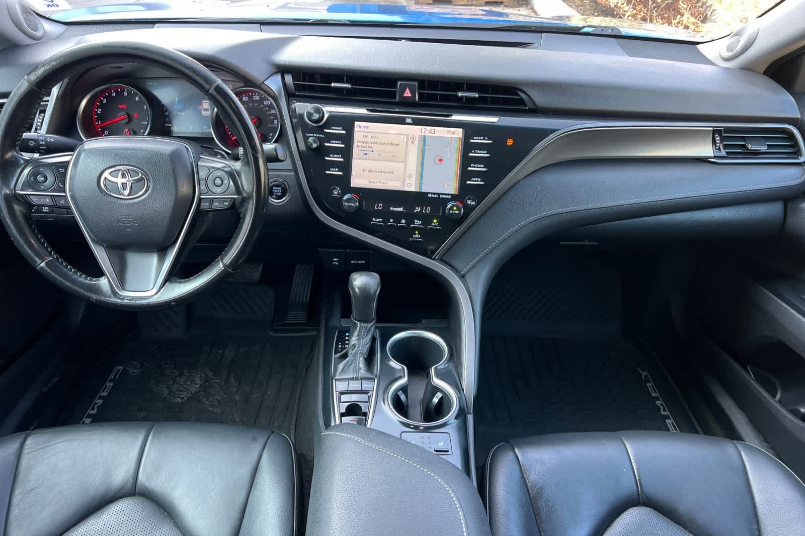 Thumbnail: 2019 Toyota Camry - 4