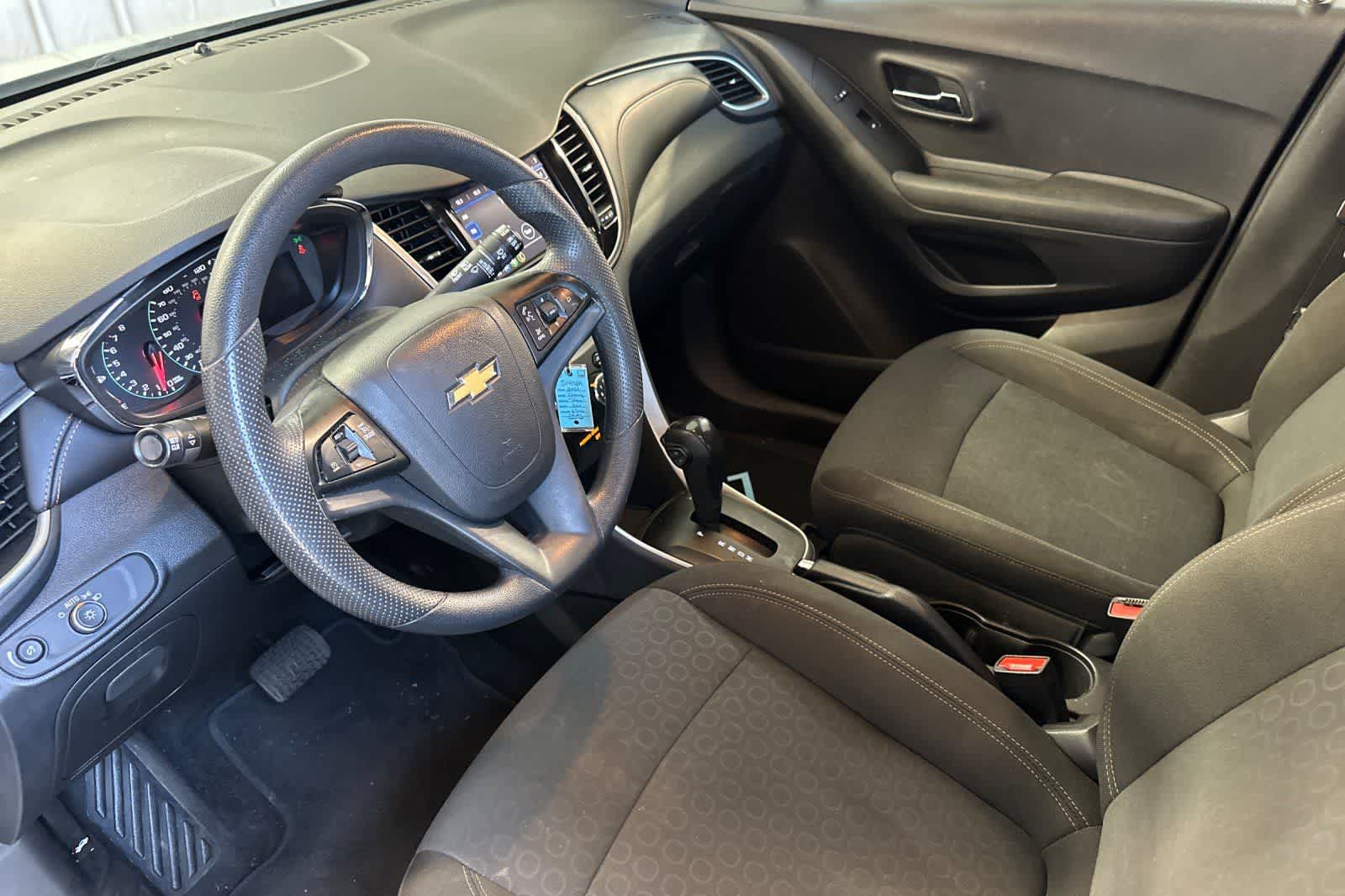 Thumbnail: 2020 Chevrolet Trax - 14