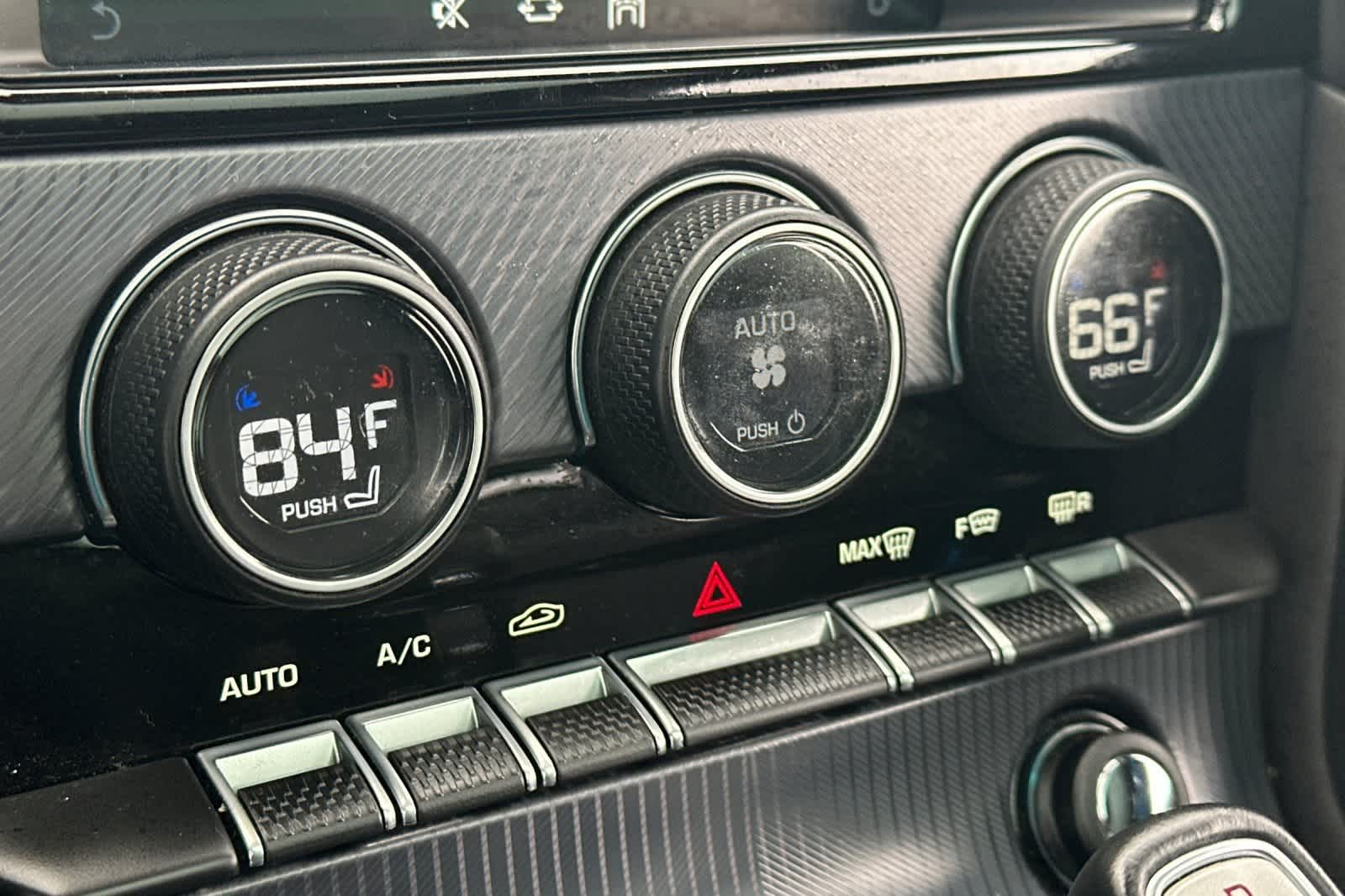 Thumbnail: 2018 Jaguar F-Type - 23