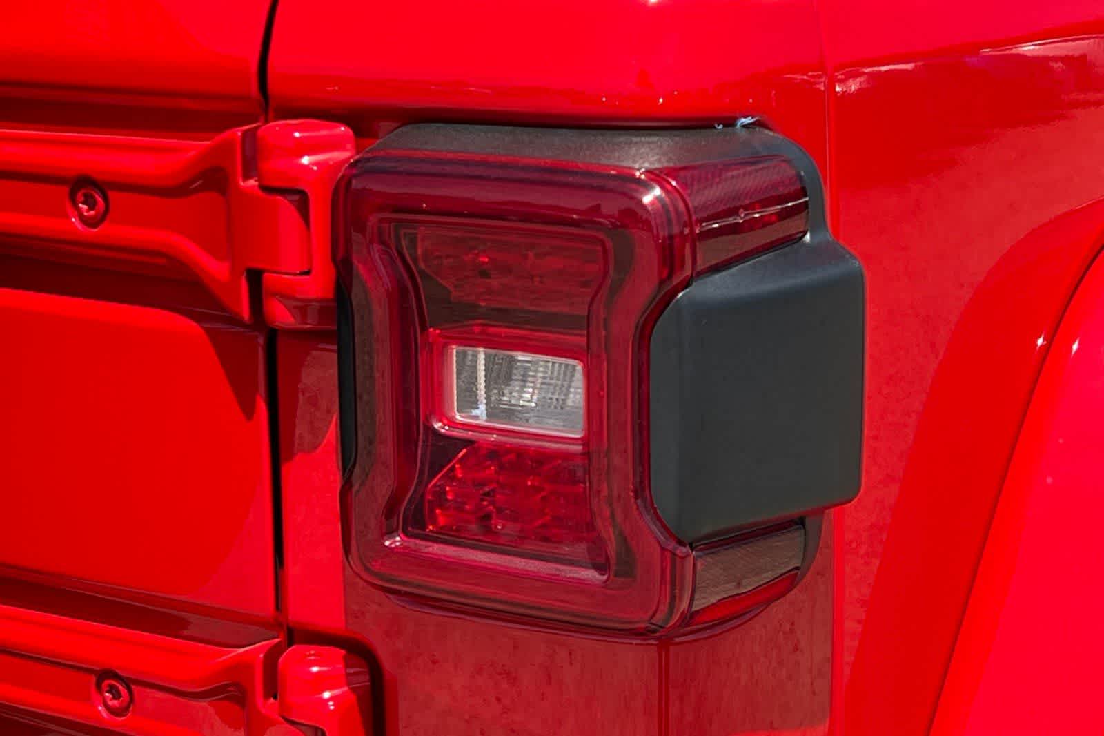 Thumbnail: 2025 Jeep Wrangler - 33