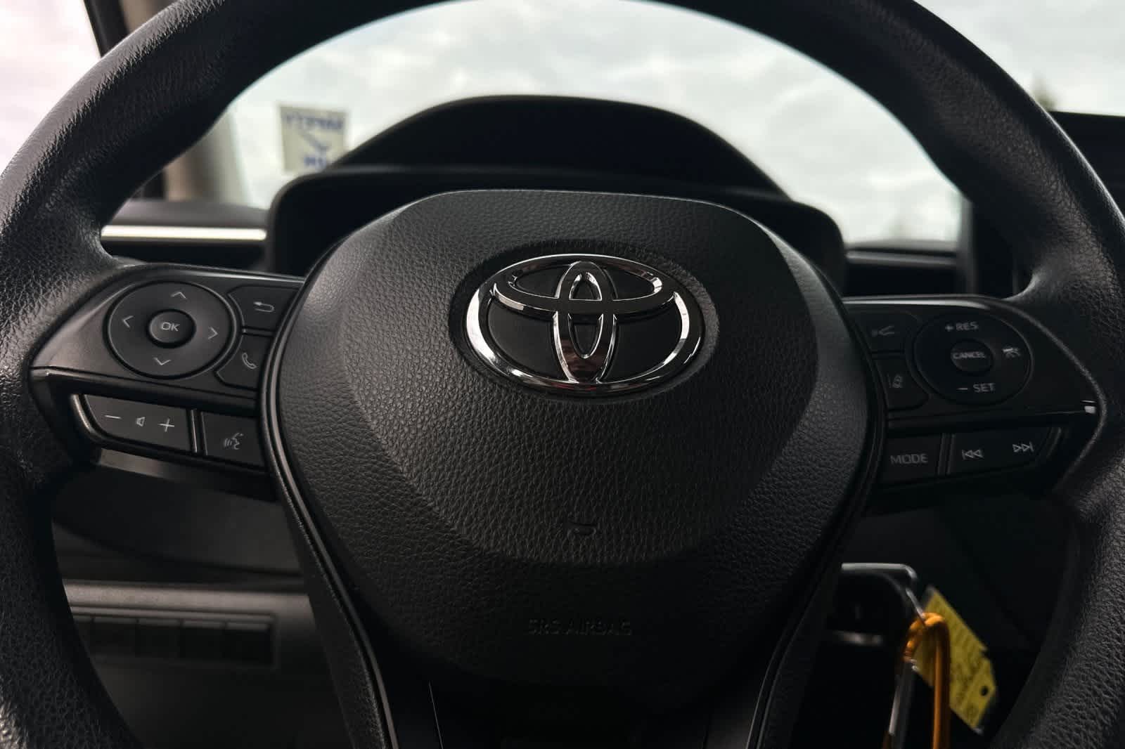 Thumbnail: 2022 Toyota Corolla - 26