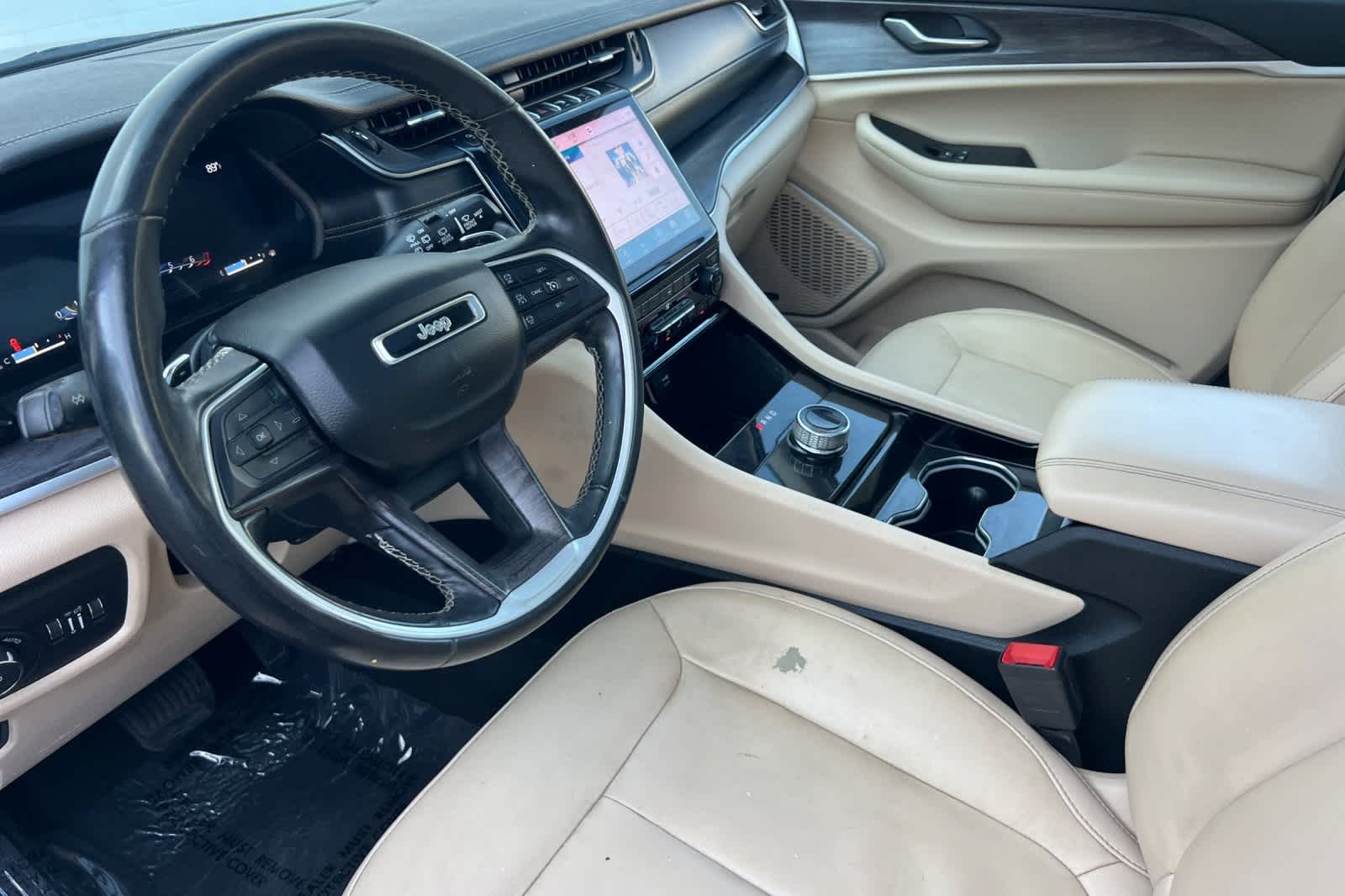 Thumbnail: 2021 Jeep Grand Cherokee L - 14