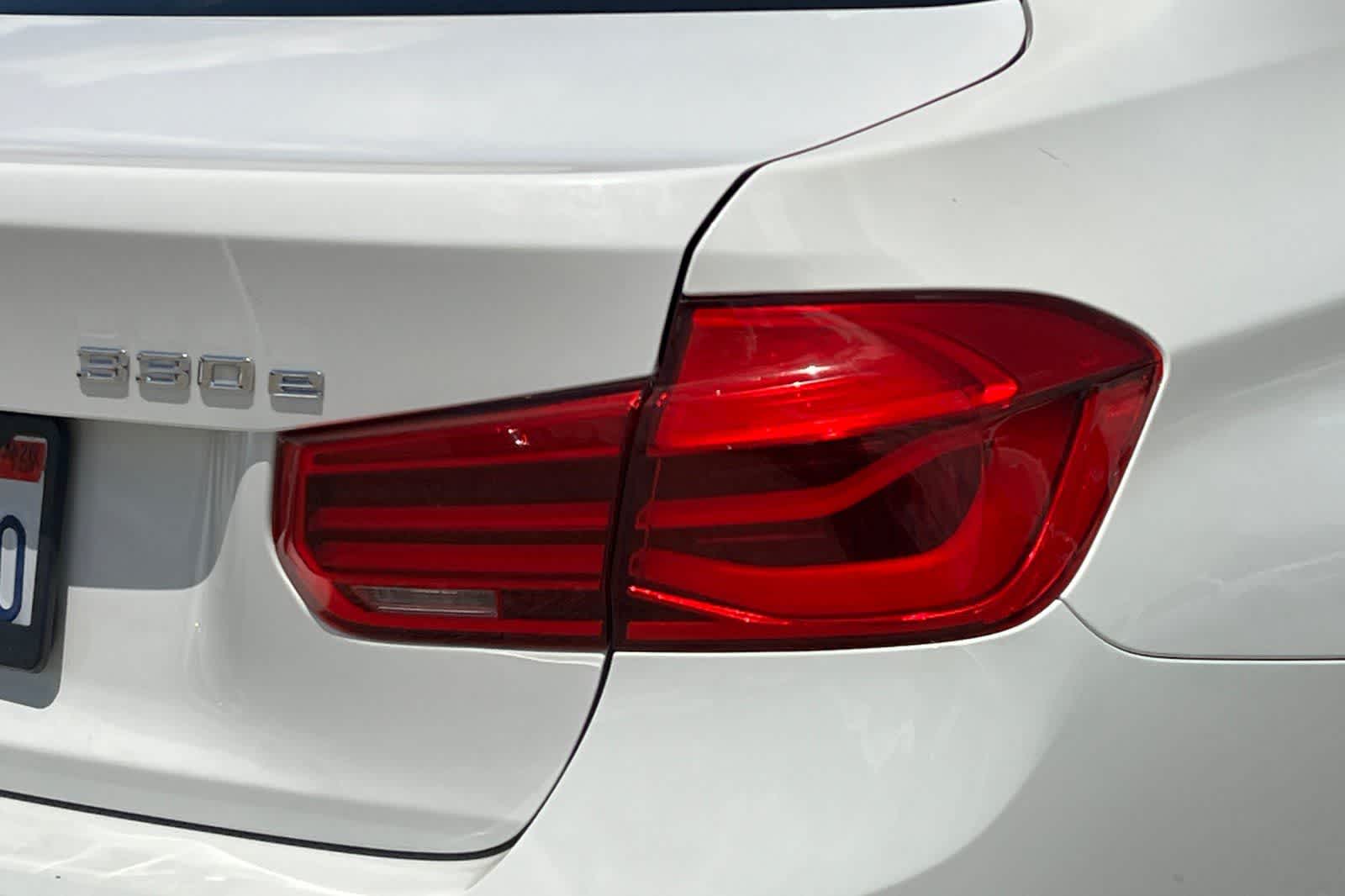 Thumbnail: 2017 BMW 3 Series - 17