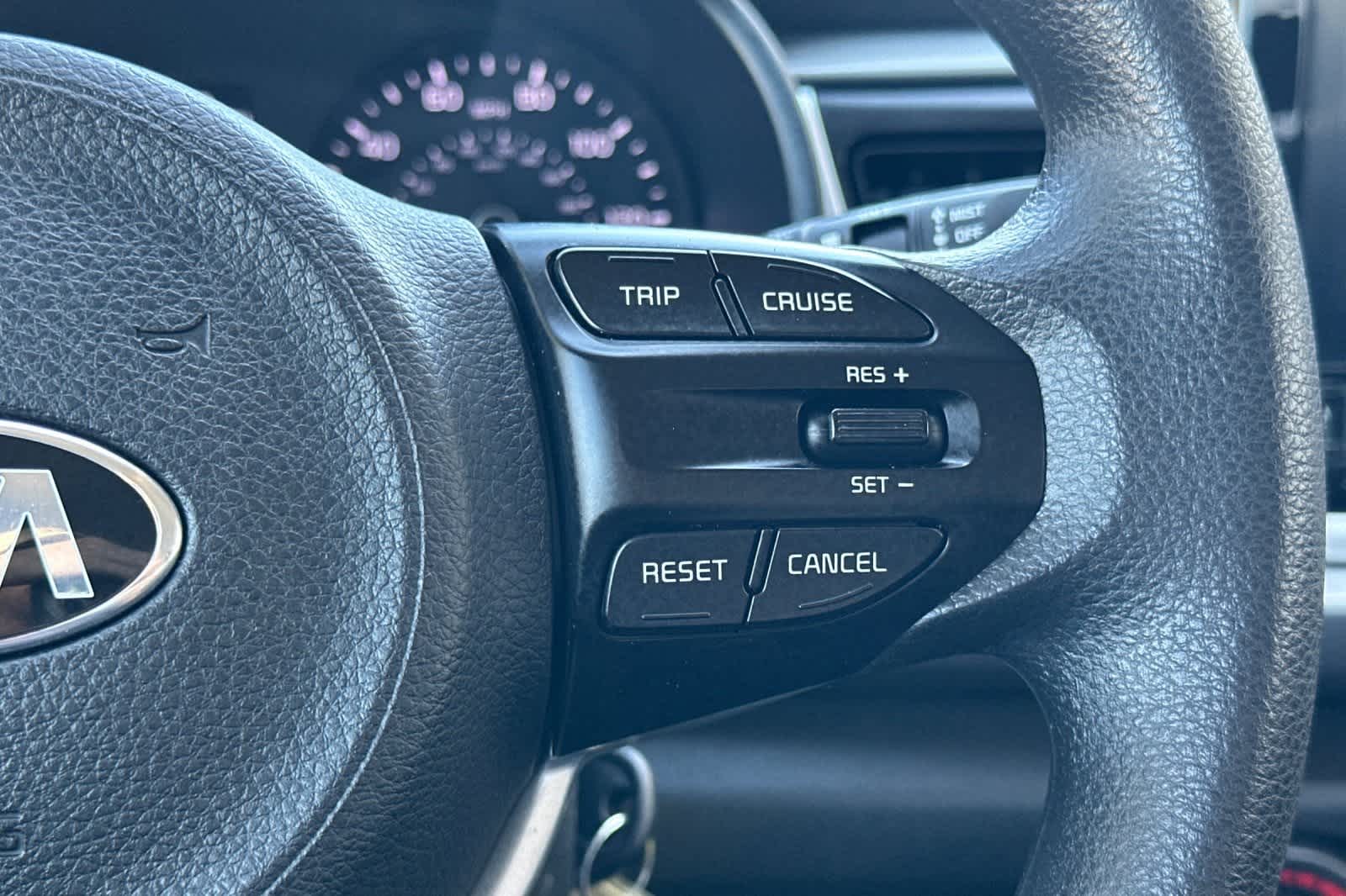 Thumbnail: 2021 Kia Rio - 27