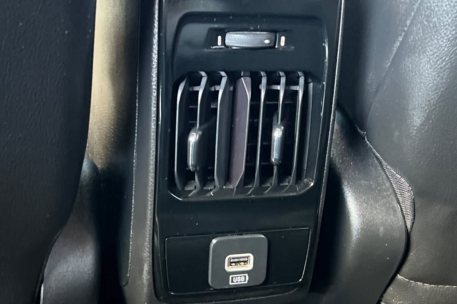 Thumbnail: 2023 Jeep Compass - 15