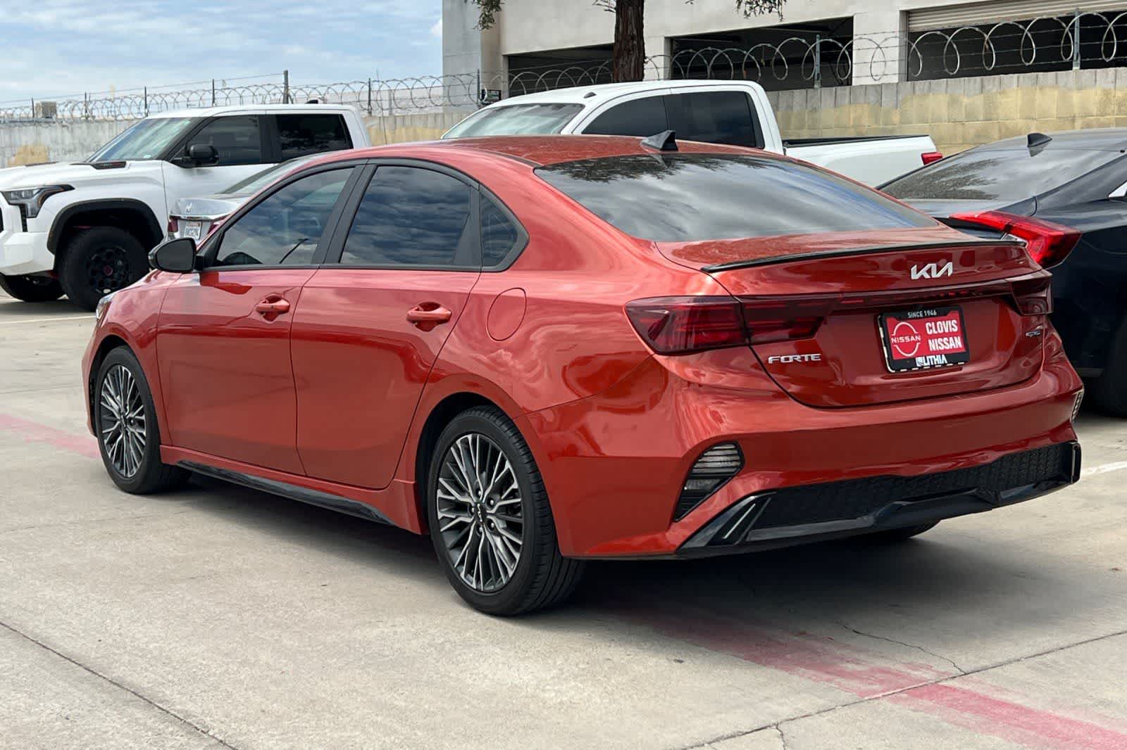 Thumbnail: 2023 Kia Forte - 7
