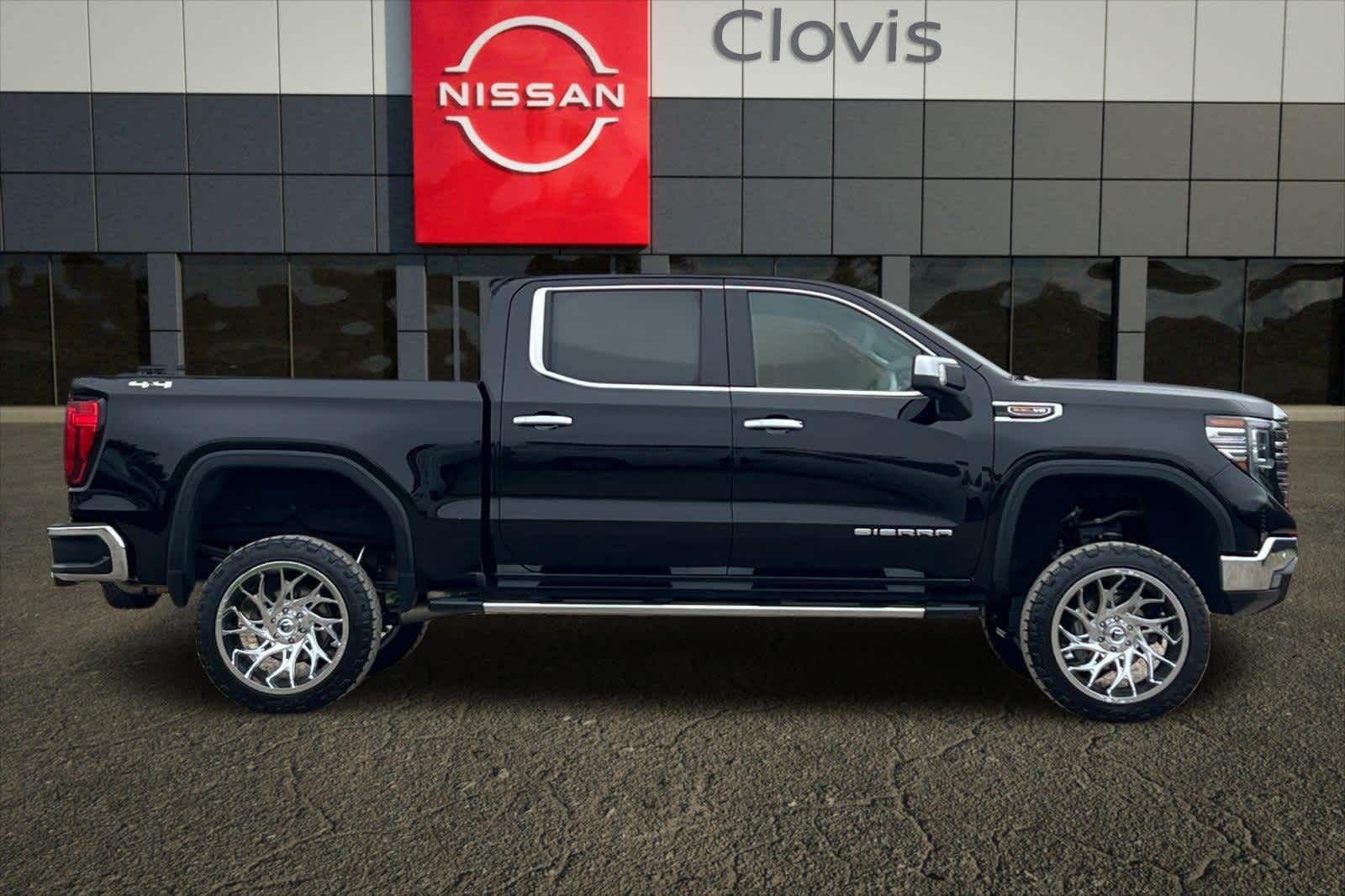 Thumbnail: 2022 GMC Sierra 1500 - 9