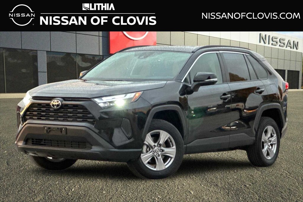 Used 2025 Toyota RAV4 XLE SUV