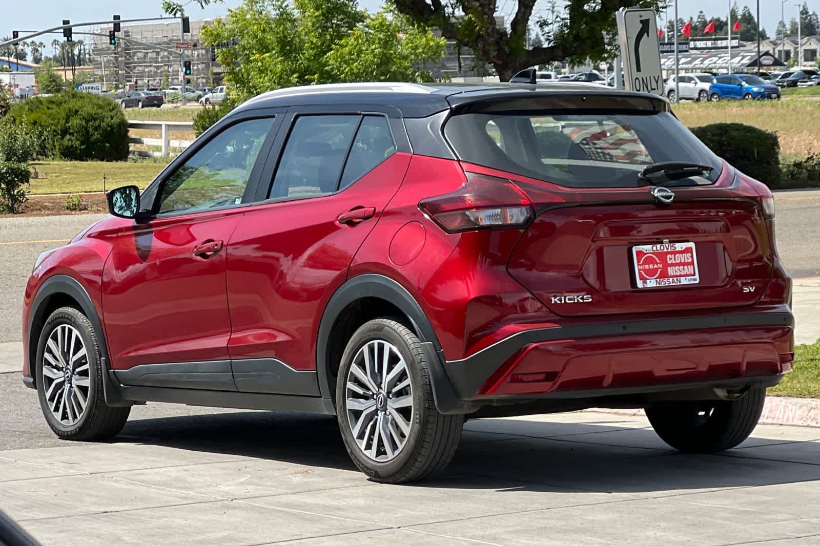 Thumbnail: 2023 Nissan Kicks - 7