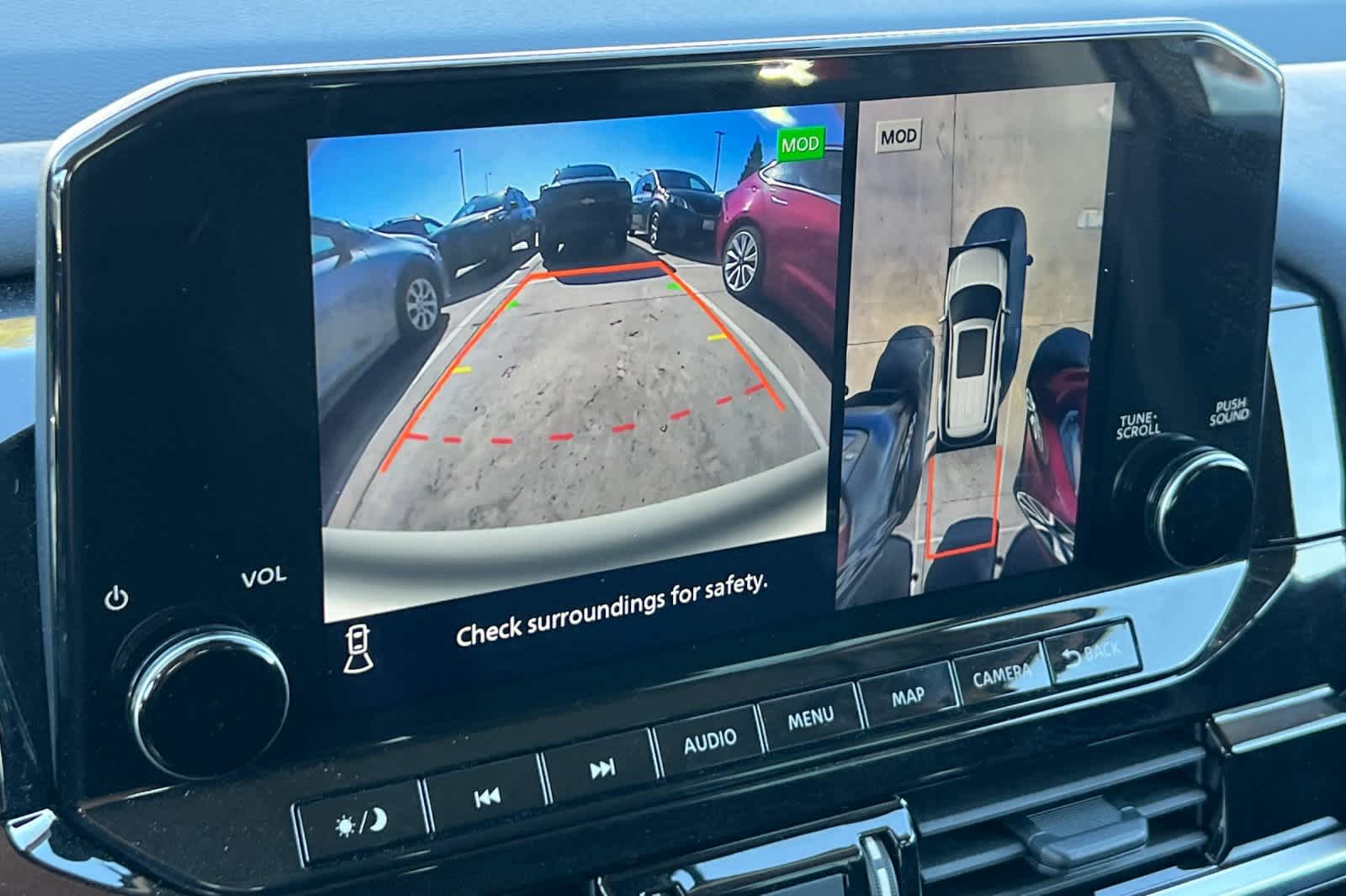 Thumbnail: 2025 Nissan Pathfinder - 22