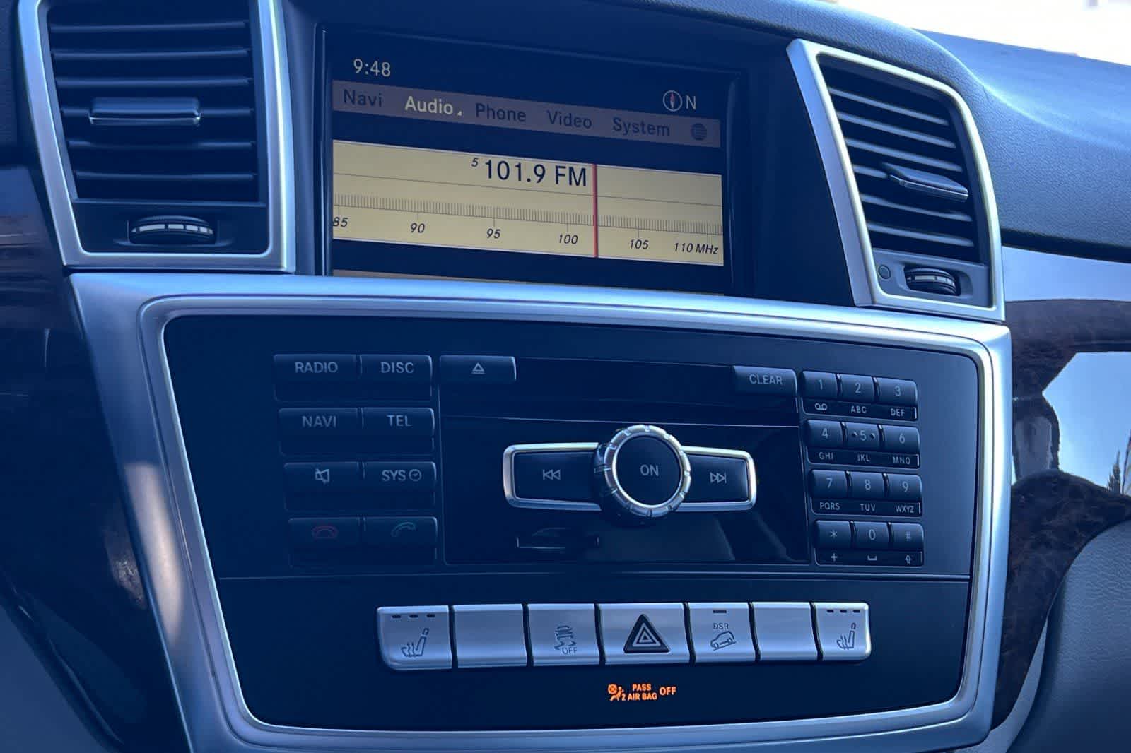 Thumbnail: 2012 Mercedes-Benz M-Class - 22