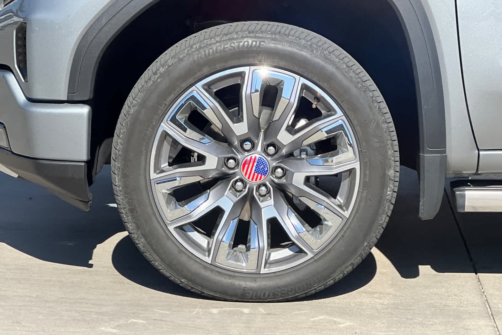 Thumbnail: 2023 GMC Sierra 1500 - 12