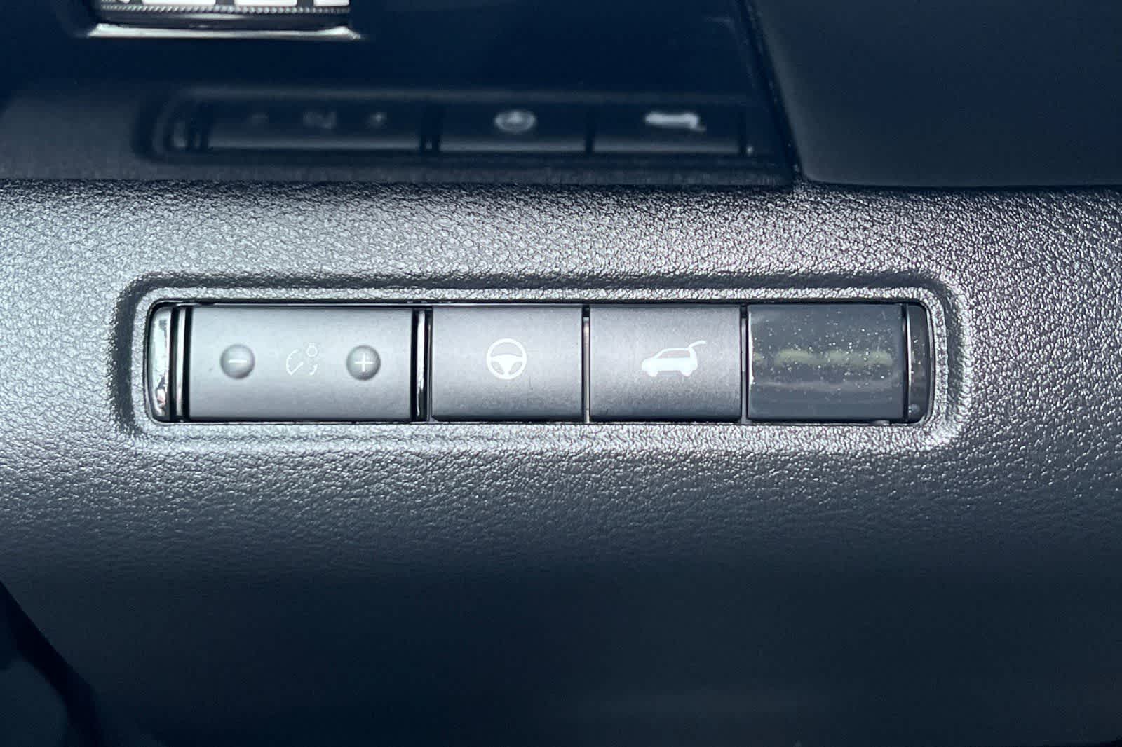 Thumbnail: 2026 Nissan Pathfinder - 32