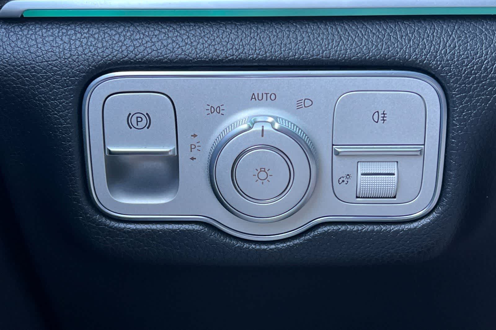 Thumbnail: 2020 Mercedes-Benz GLE - 35