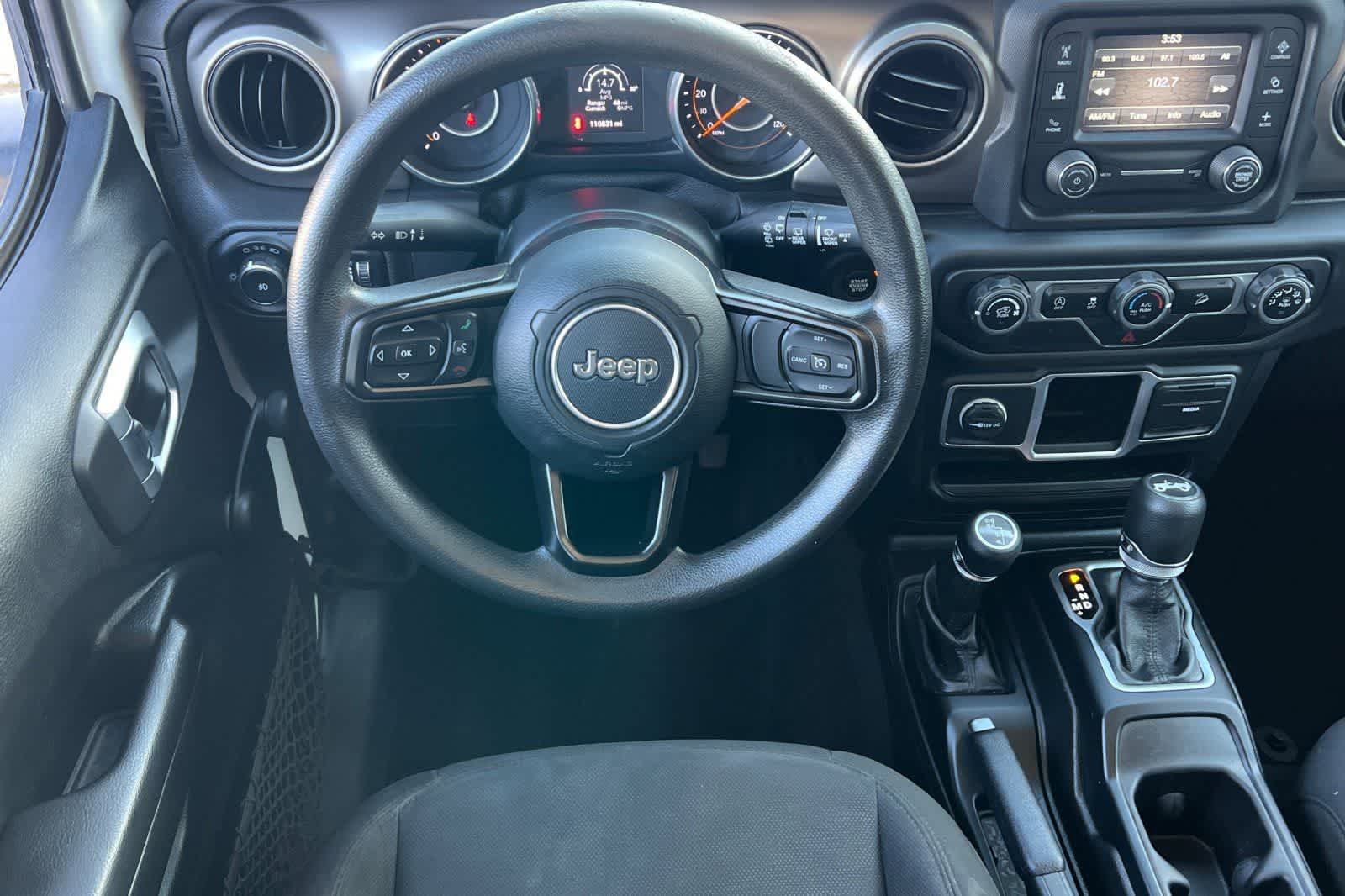 Thumbnail: 2018 Jeep Wrangler - 16