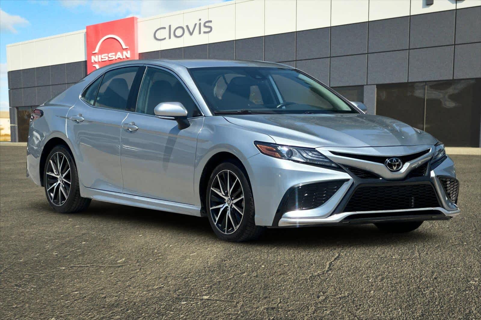 Thumbnail: 2023 Toyota Camry - 10