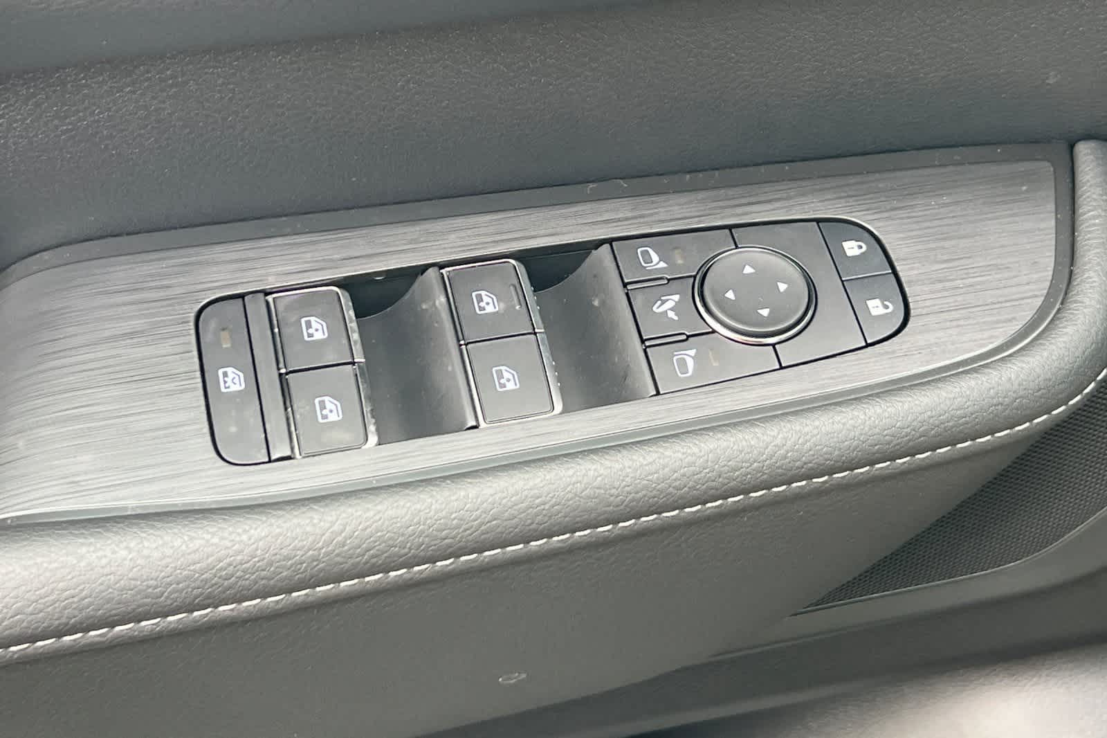 Thumbnail: 2025 Nissan Armada - 14