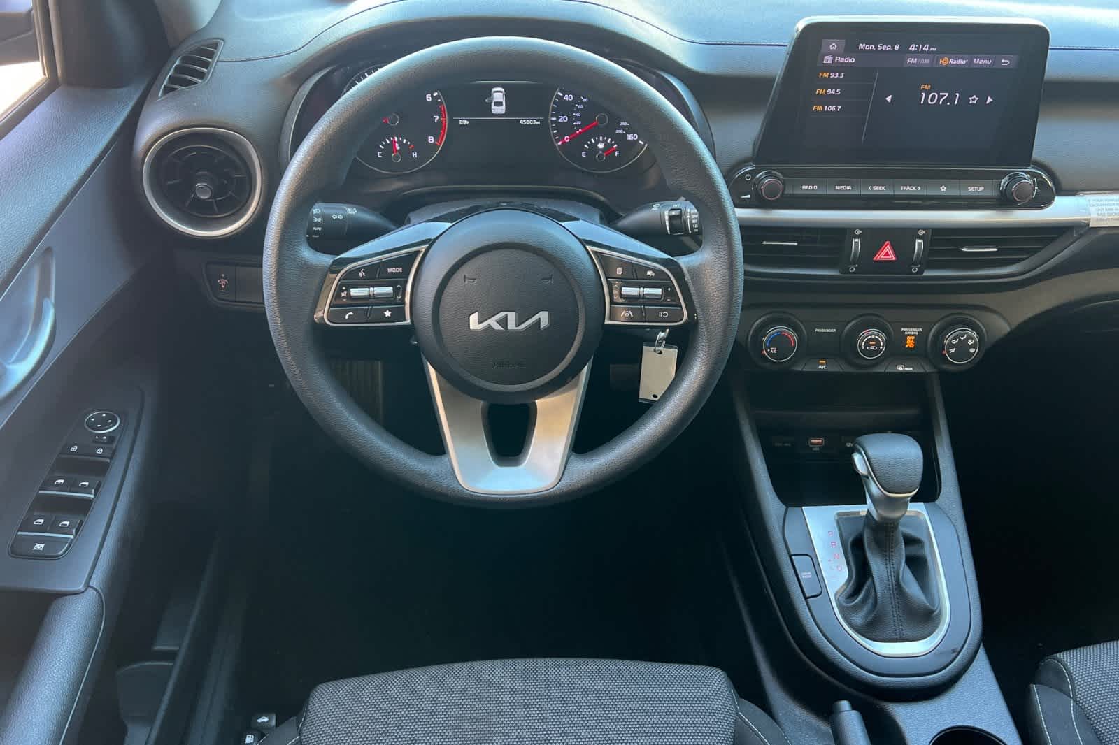 Thumbnail: 2023 Kia Forte - 15