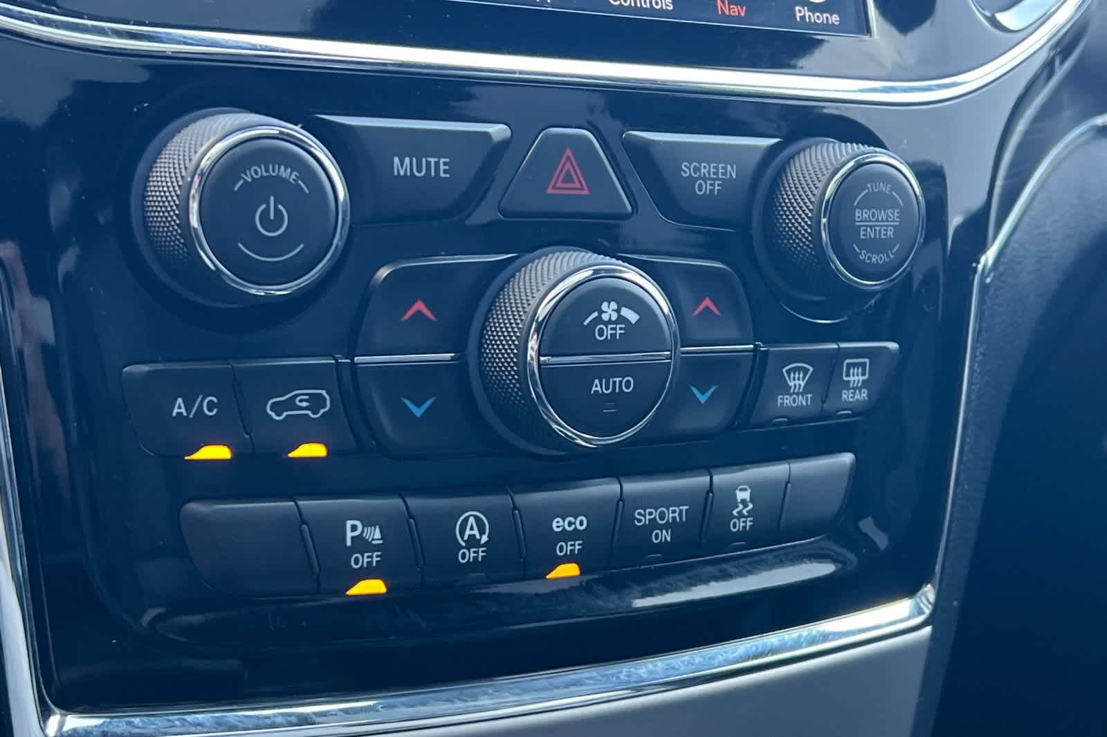Thumbnail: 2019 Jeep Grand Cherokee - 23