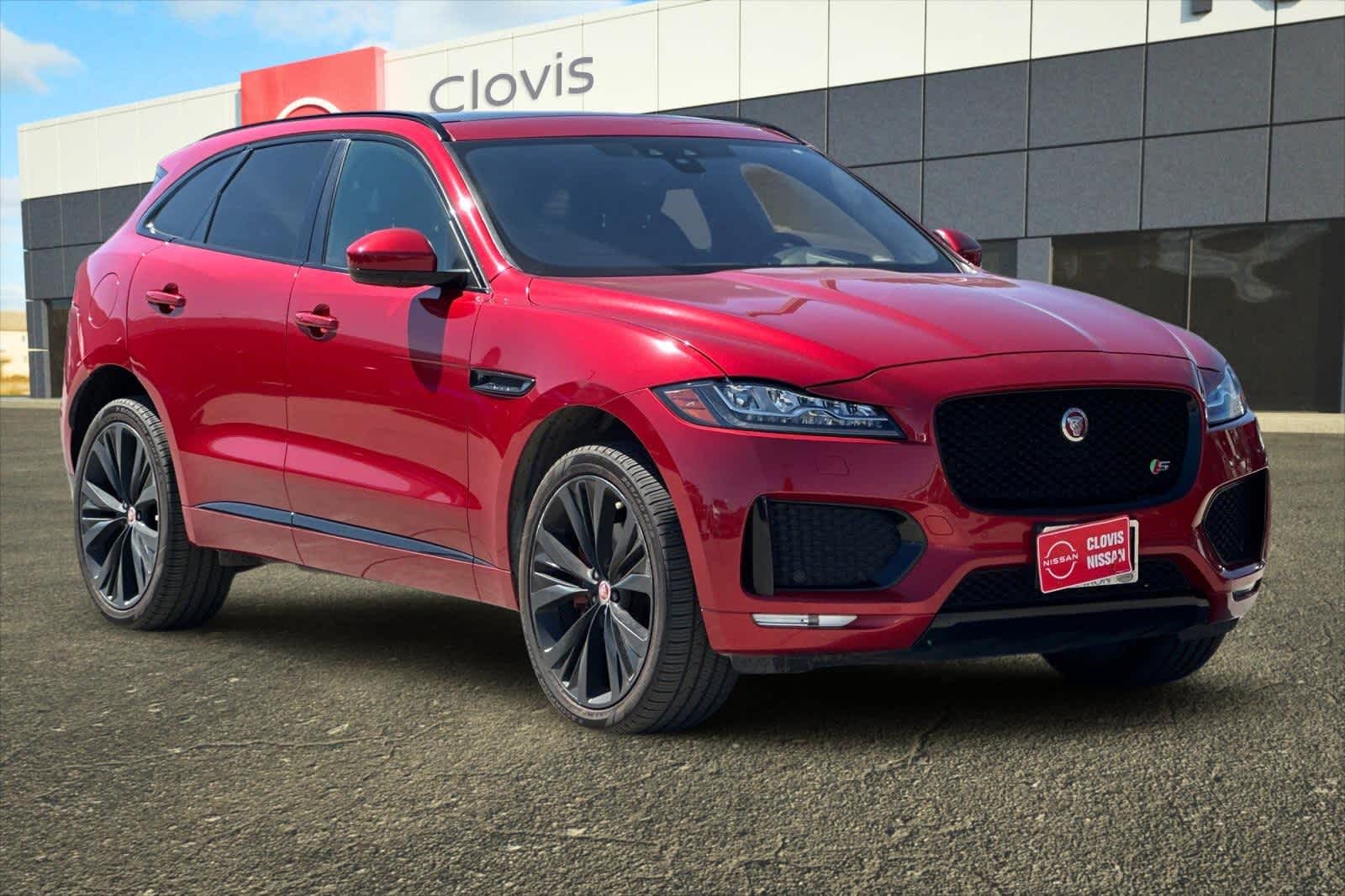 Thumbnail: 2019 Jaguar F-Pace - 10
