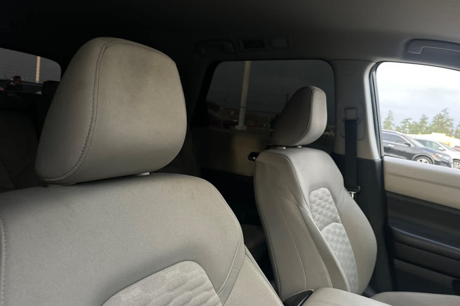 Thumbnail: 2022 Nissan Pathfinder - 19