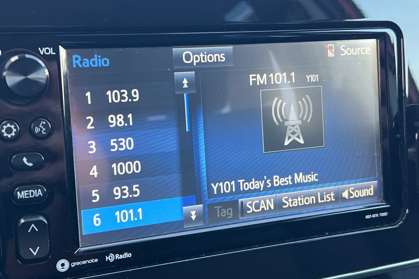 Thumbnail: 2018 Toyota Corolla iM - 20